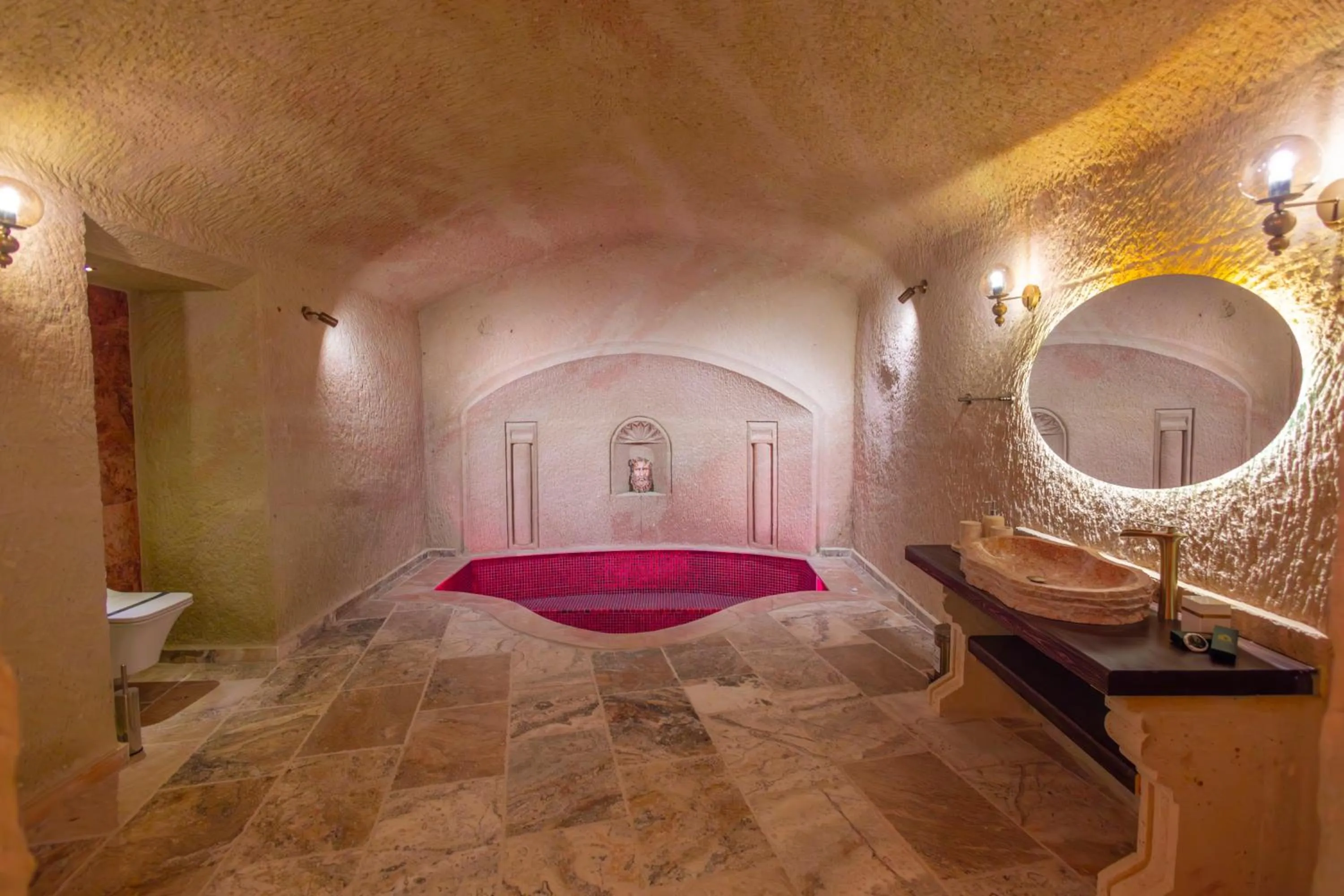 Bathroom in Lagoon Cave Suites