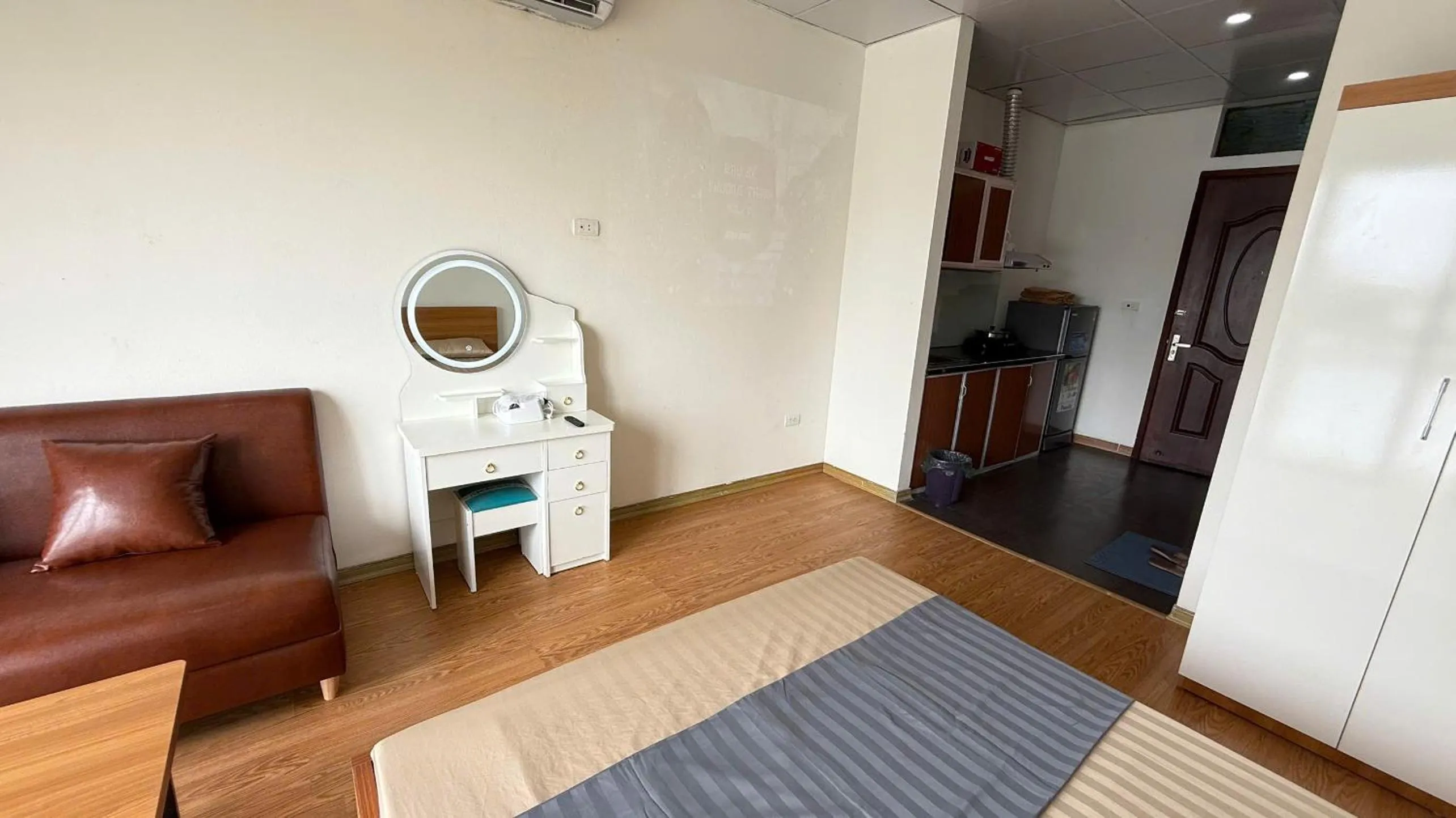 Era Apartment Ho Rua