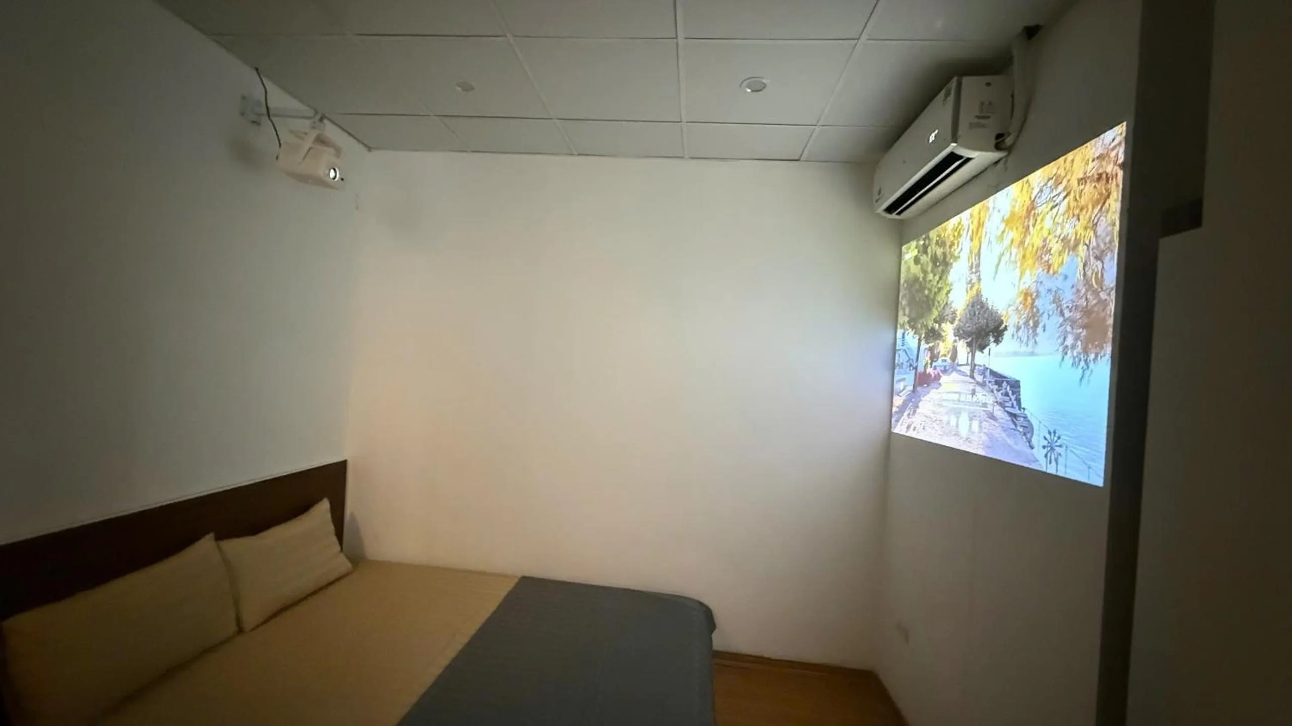 Bed in Era Apartment Ho Rua