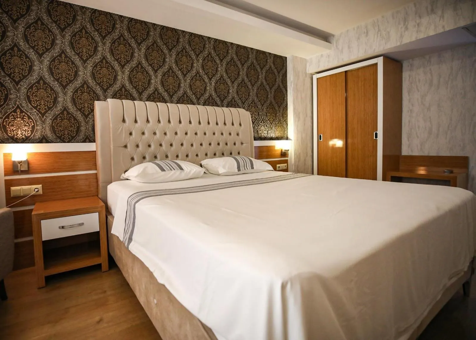 Bed in Bayazıt Hotel