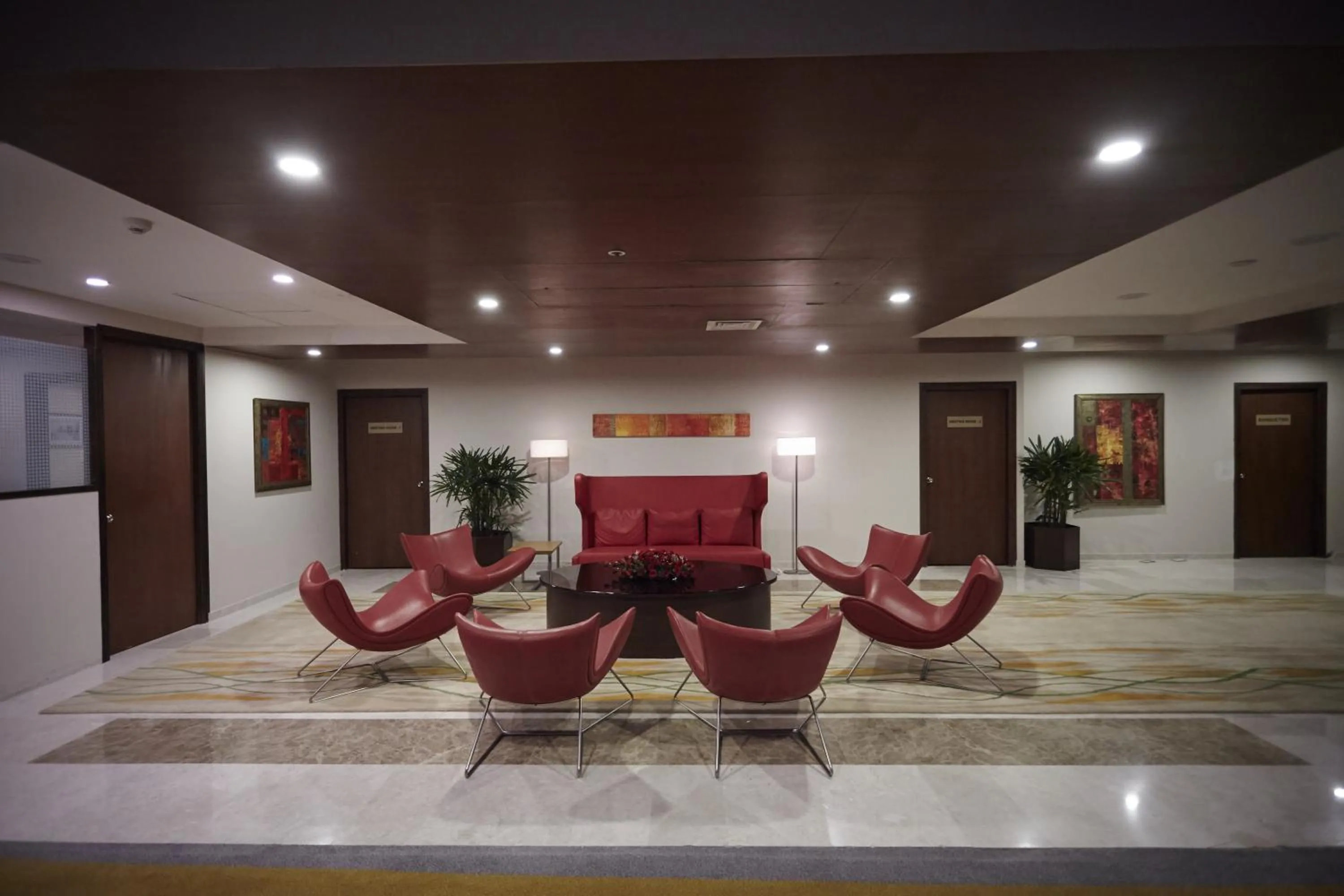 Lobby or reception in Turyaa Chennai - OMR IT Expressway
