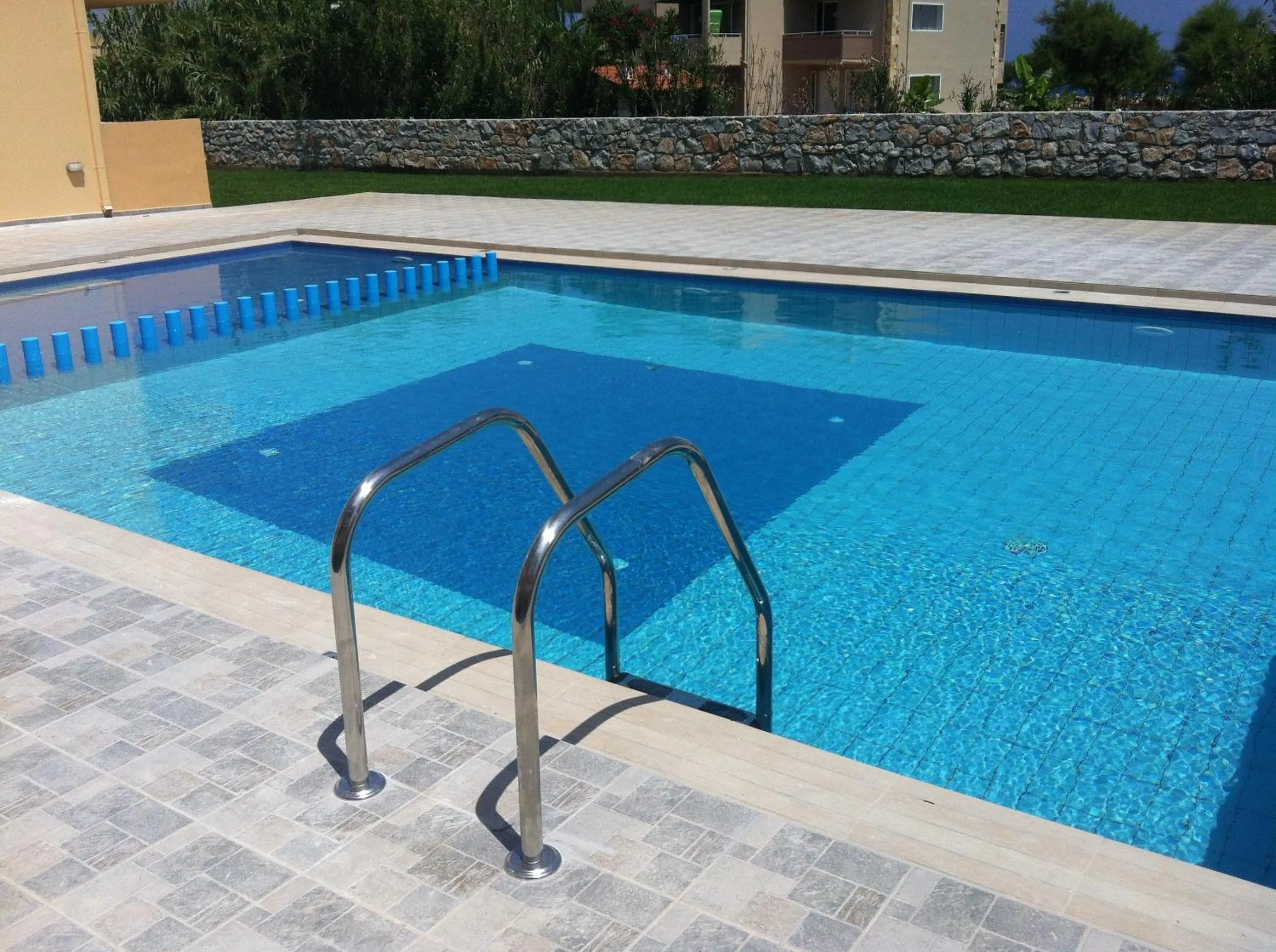 Swimming pool in Gerona Mare Apartments