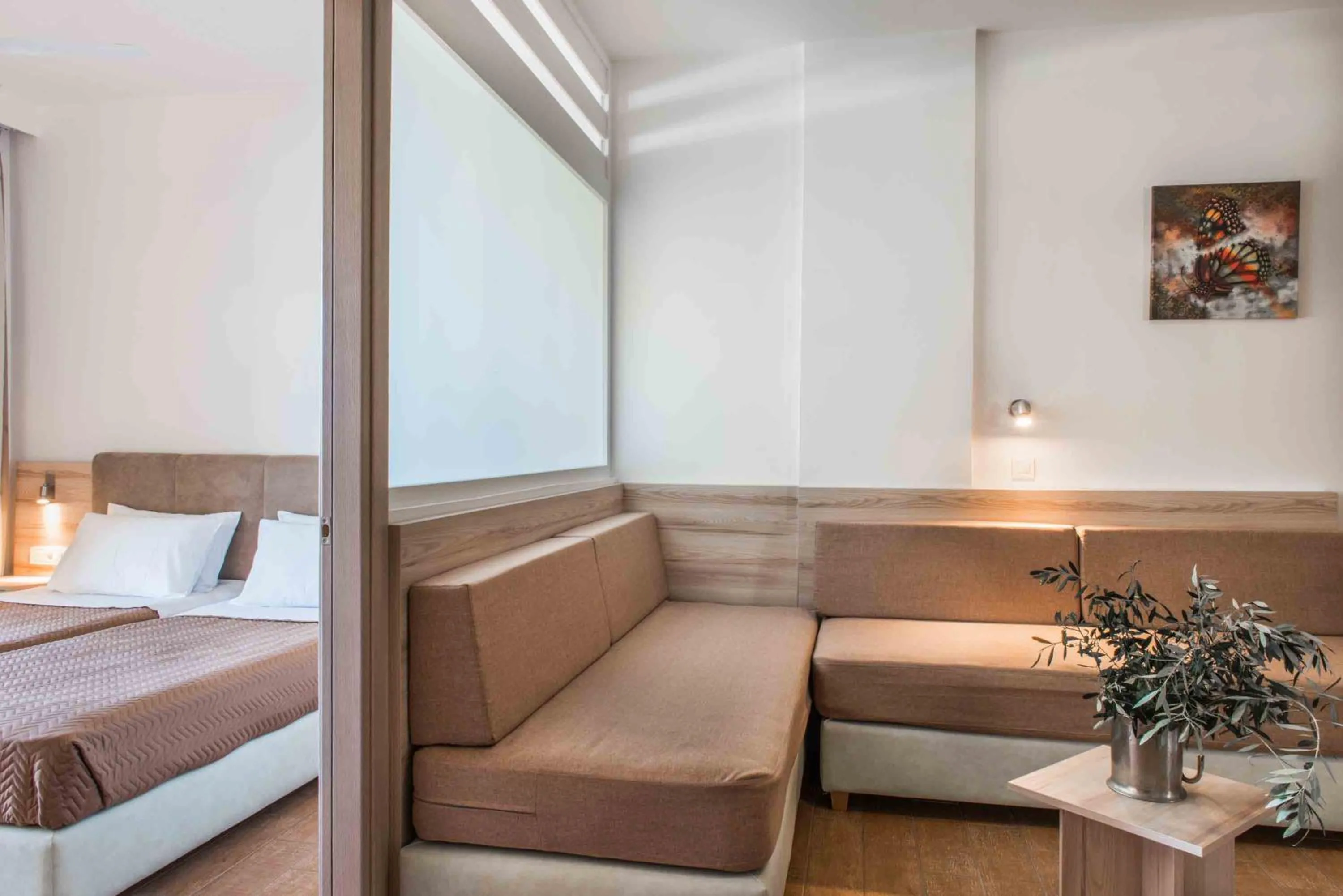 Living room, Bed in Gerona Mare Apartments