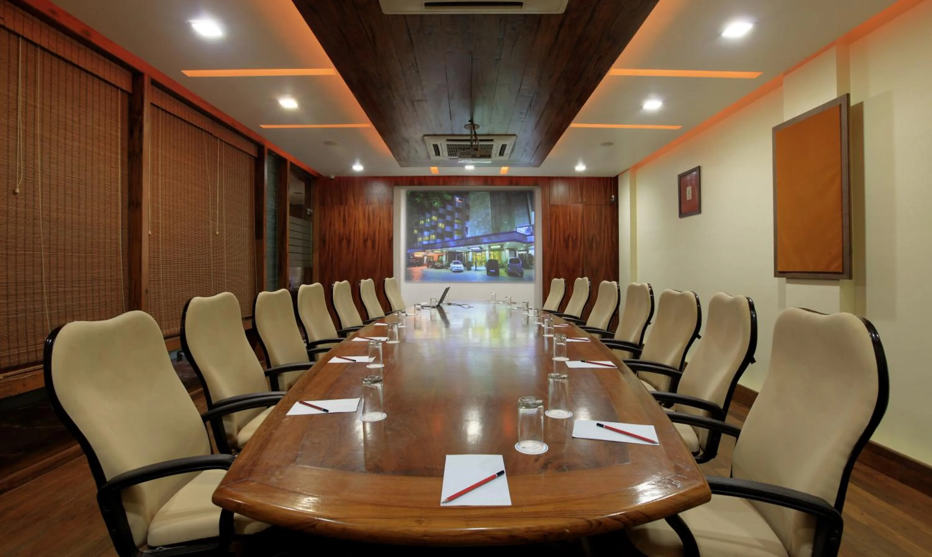 Banquet/Function facilities in Hotel Mayura
