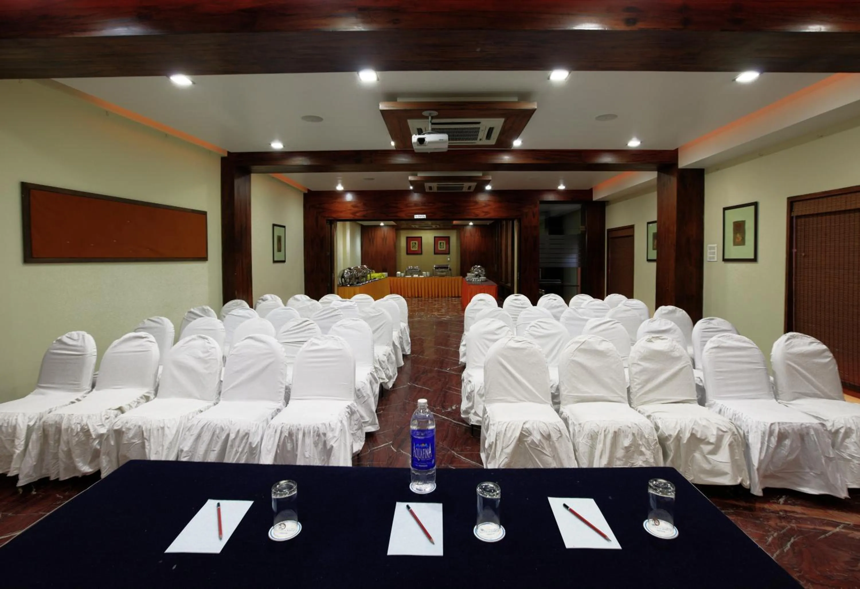Banquet/Function facilities in Hotel Mayura