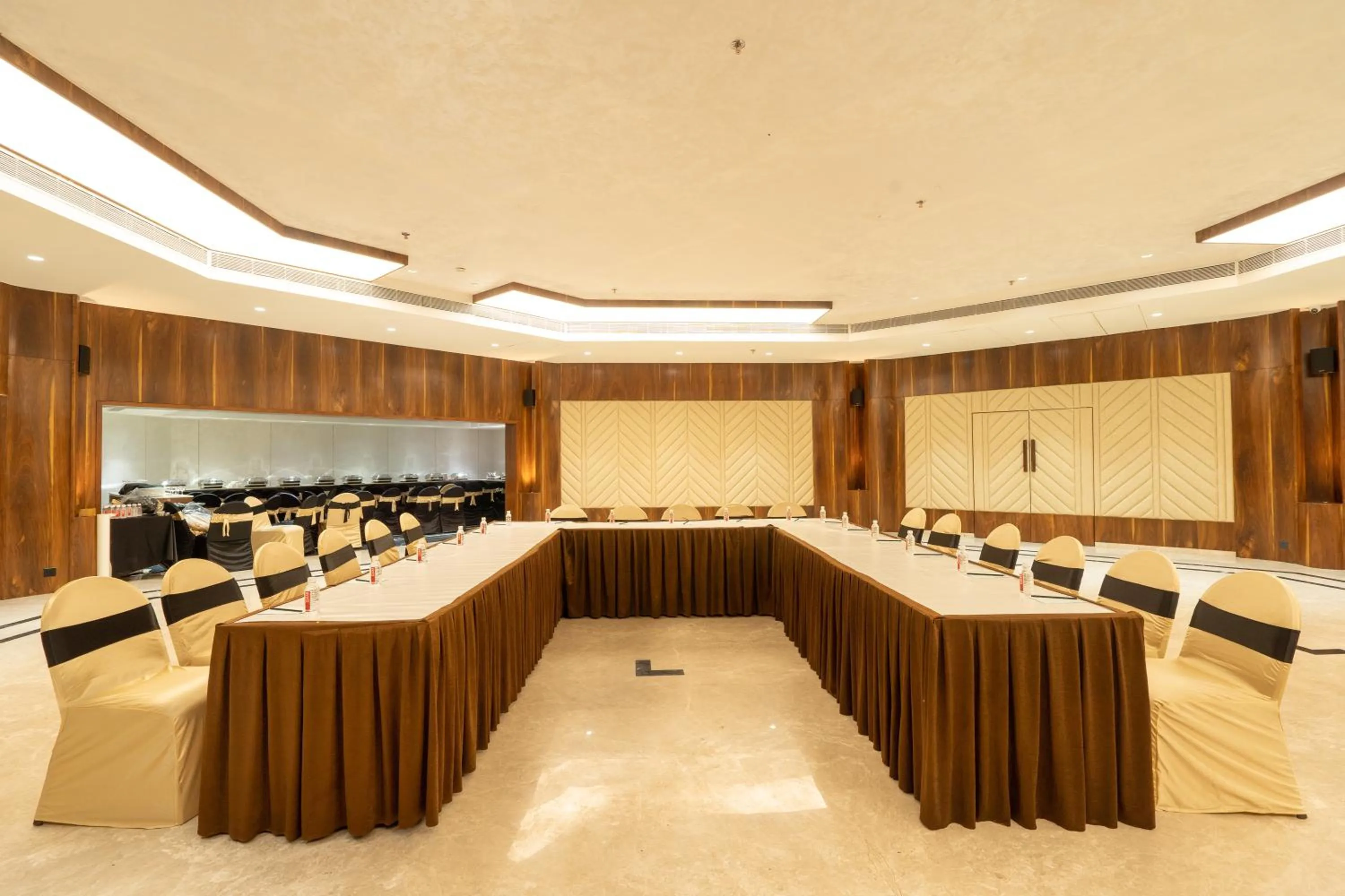 Banquet/Function facilities in Hotel Mayura