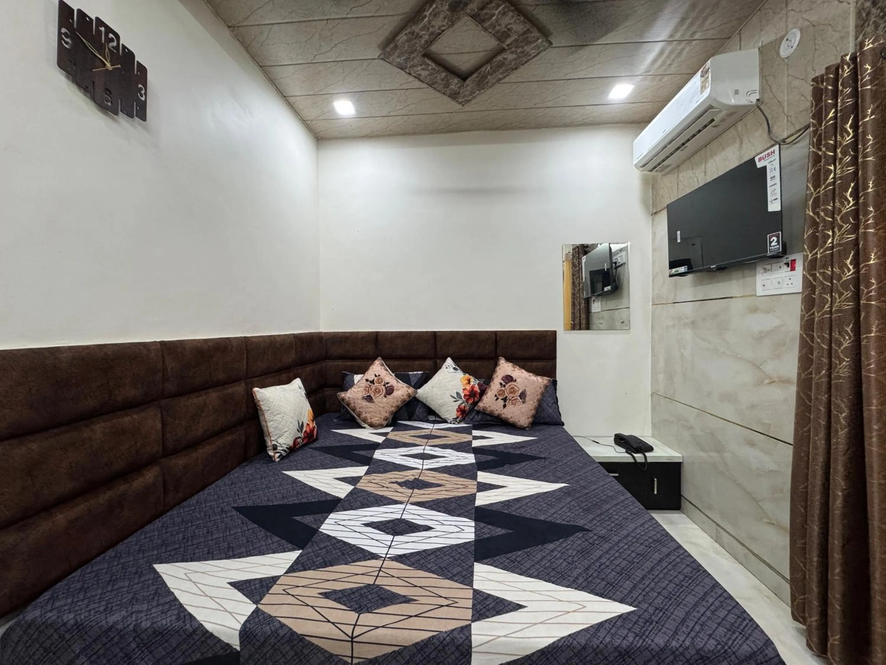 Floor plan, Bed in The Kwality Residency