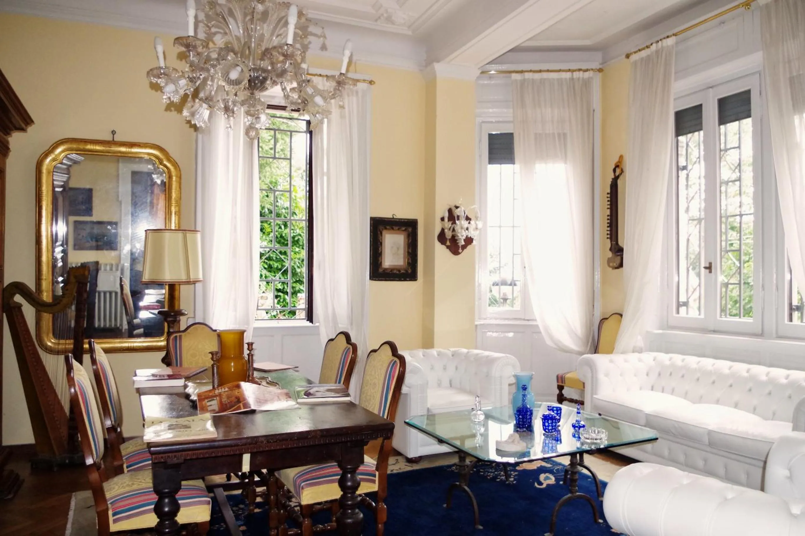 Living room in Villa Puccini