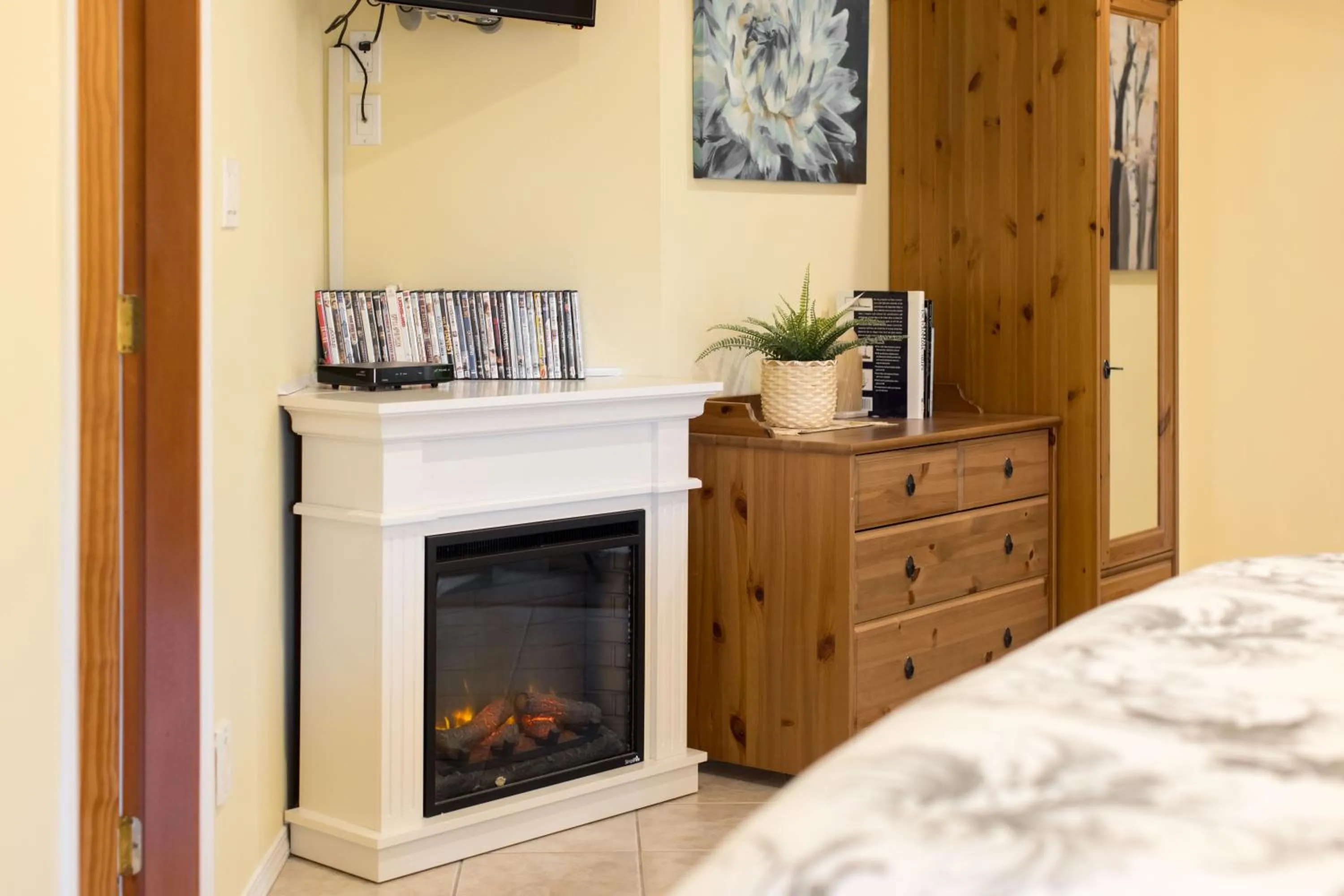 Bedroom, Bed in Enchanter Ocean View Suites