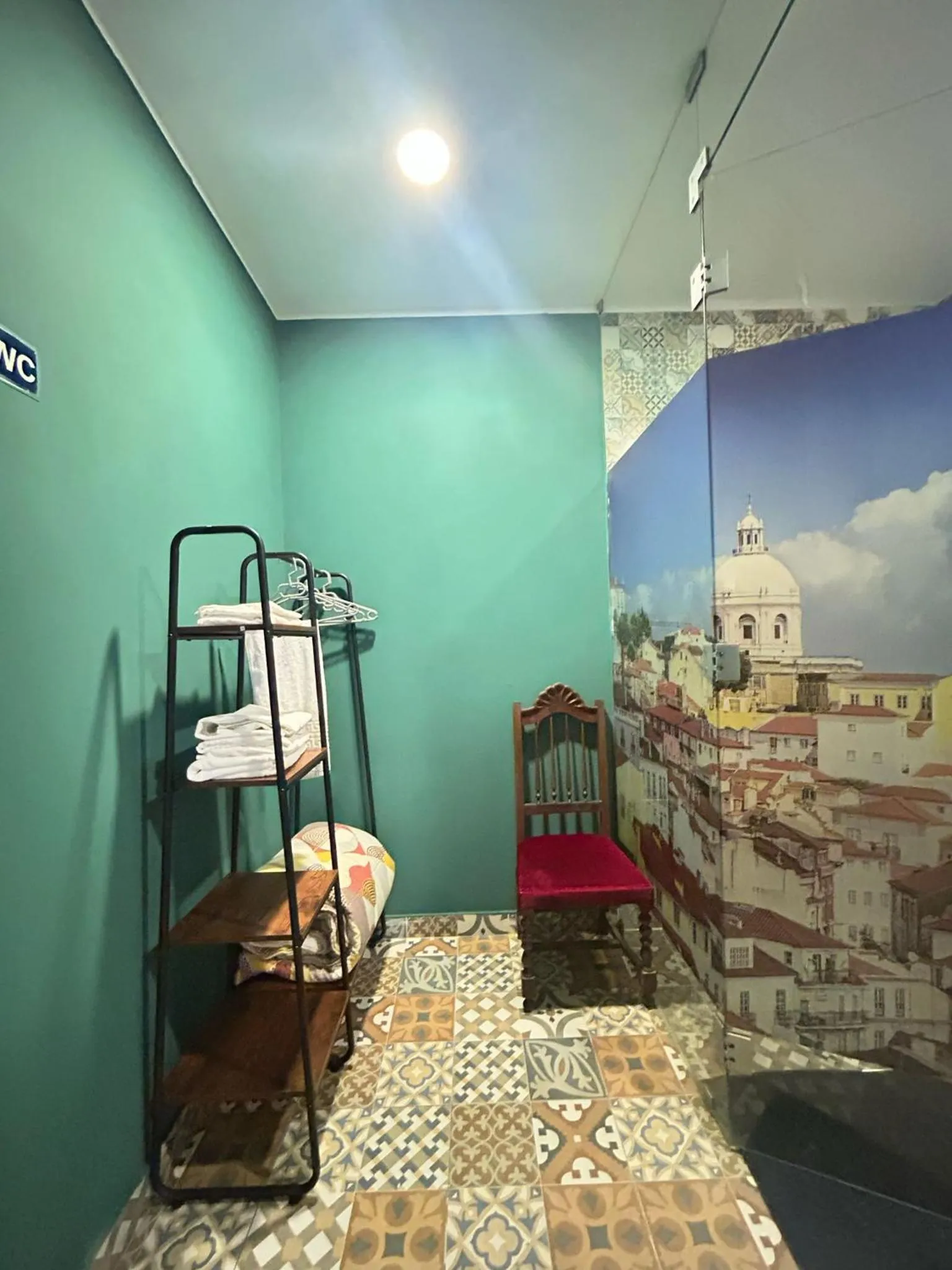 Toilet, Bed in Sao Jorge Apartments & Suites