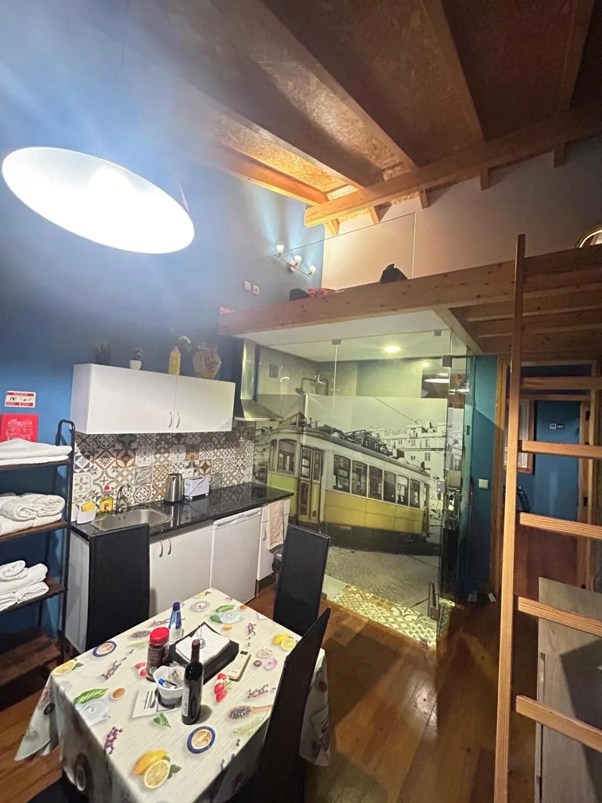 Kitchen or kitchenette in Sao Jorge Apartments & Suites