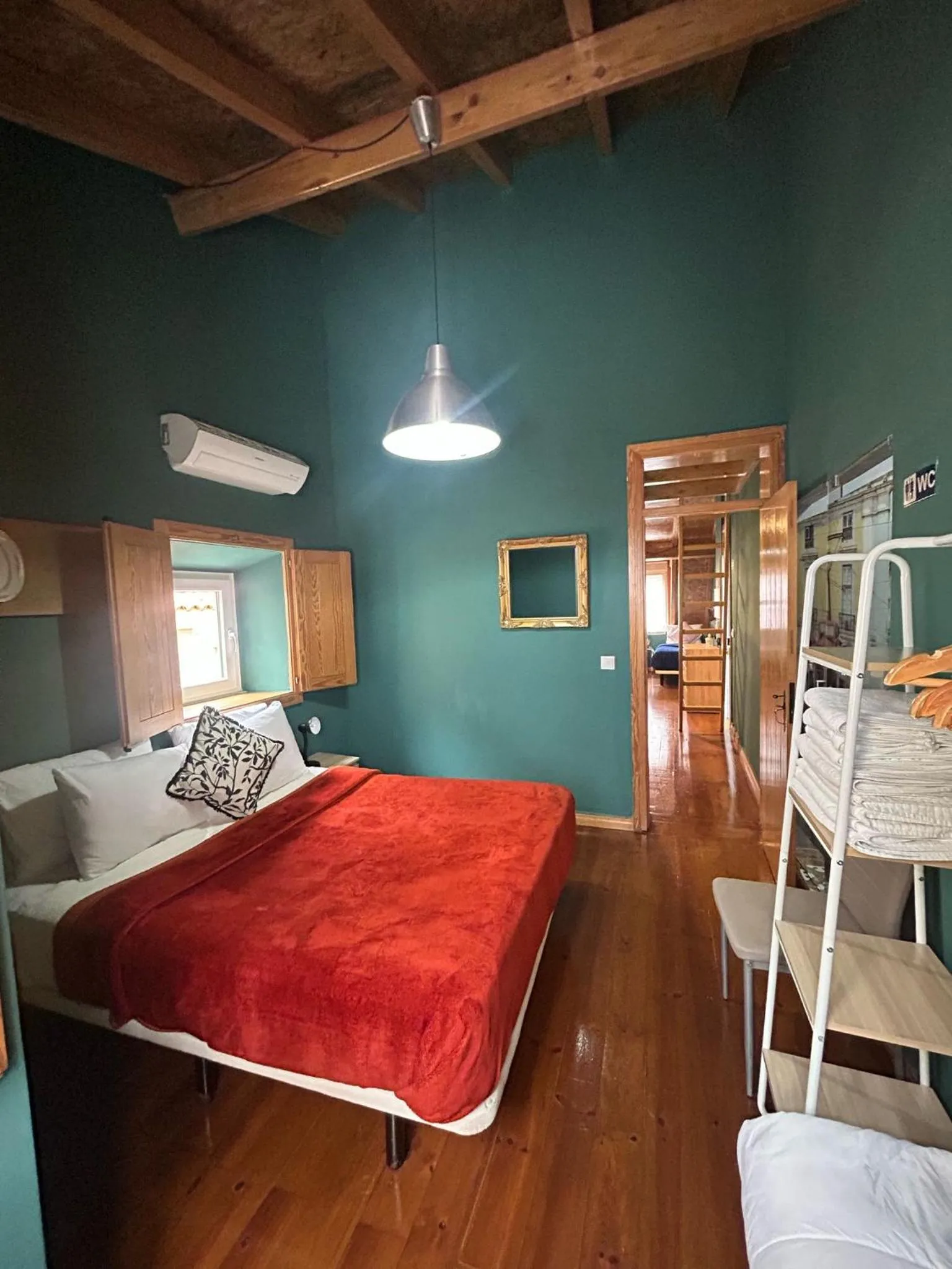 Bedroom, Bed in Sao Jorge Apartments & Suites