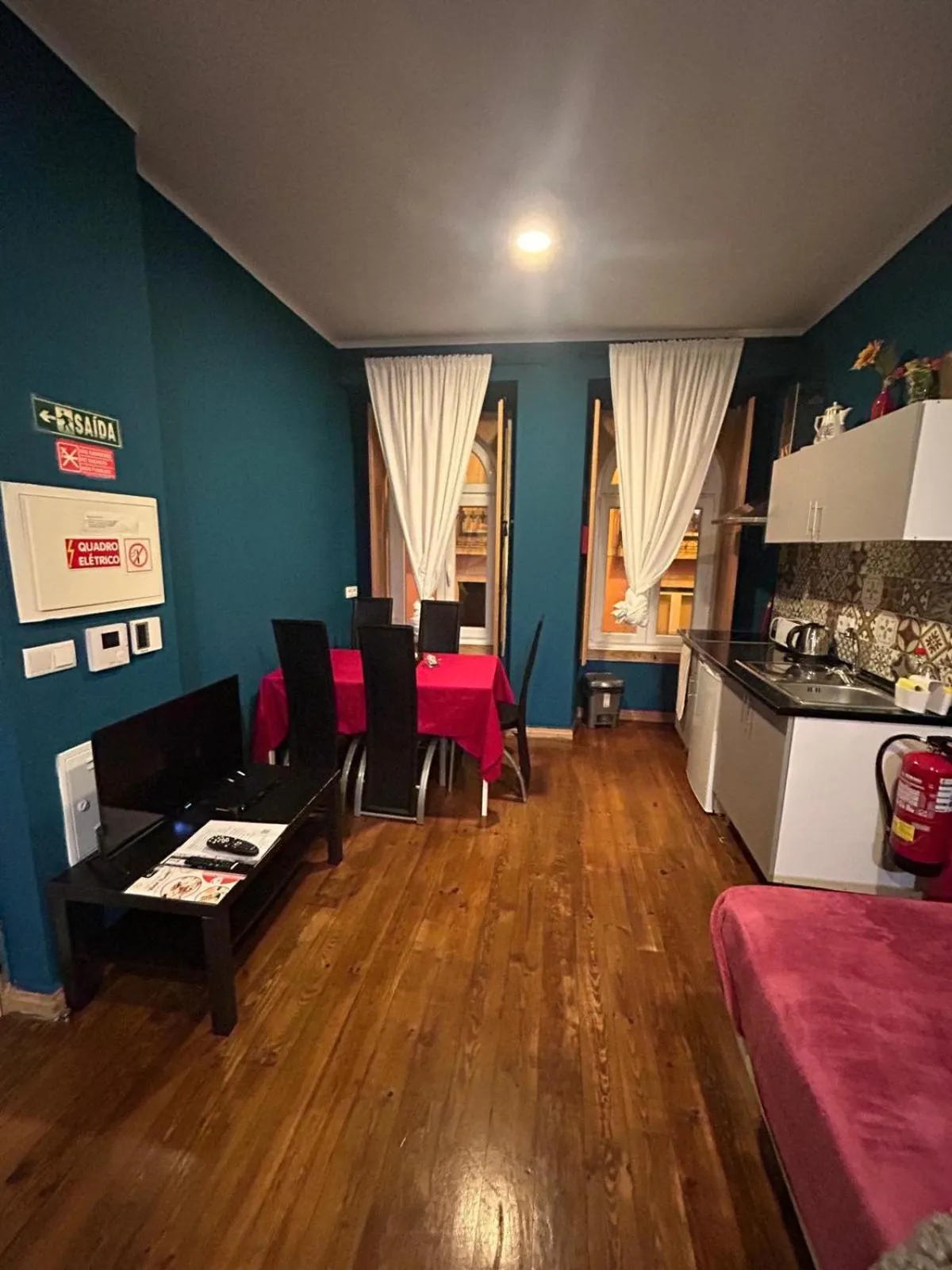 Kitchen or kitchenette in Sao Jorge Apartments & Suites