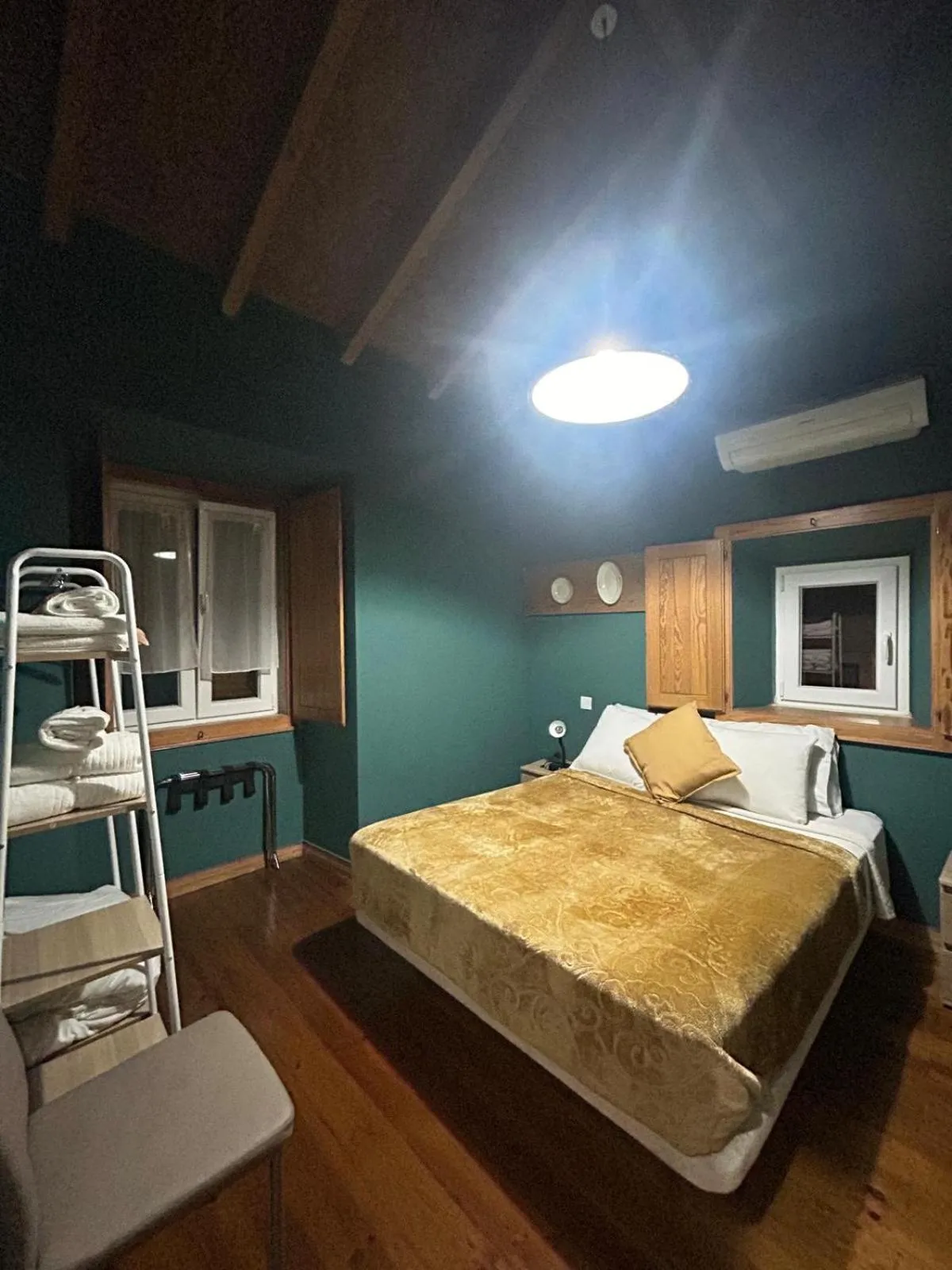 Bedroom, Bed in Sao Jorge Apartments & Suites