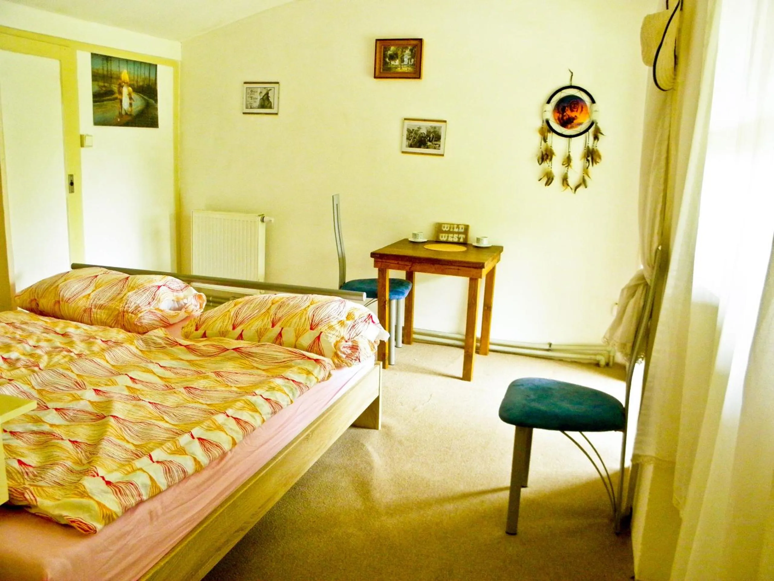 bunk bed, Bed in Kempink U Šerifa