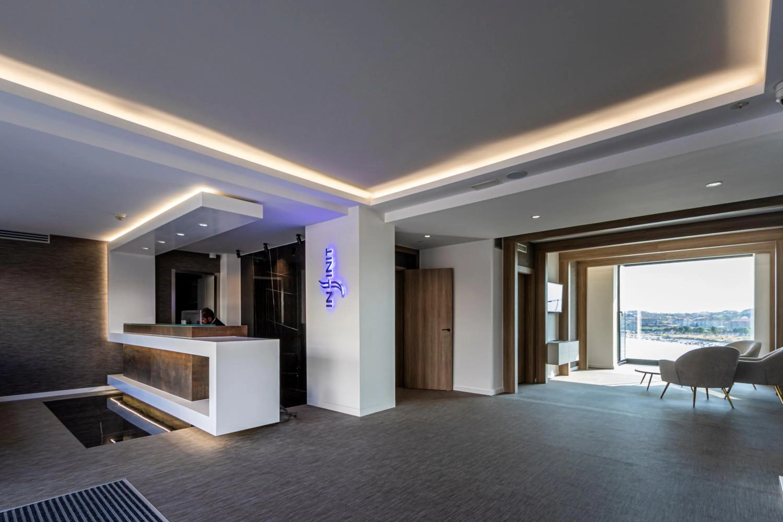 Lobby or reception in Hotel Inffinit Sanxenxo