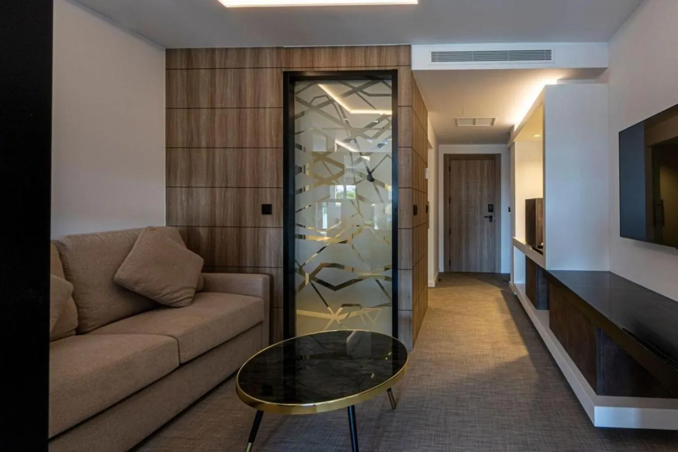 Photo of the whole room in Hotel Inffinit Sanxenxo