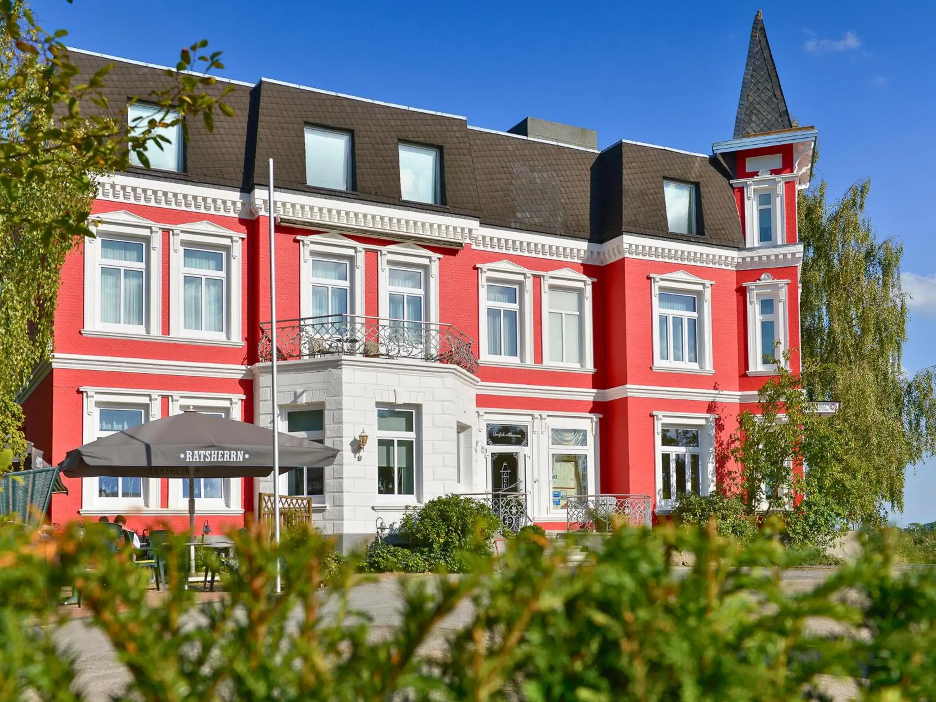 Peters - das Genusshotel in der Wingst Peters - das Genusshotel in der Wingst