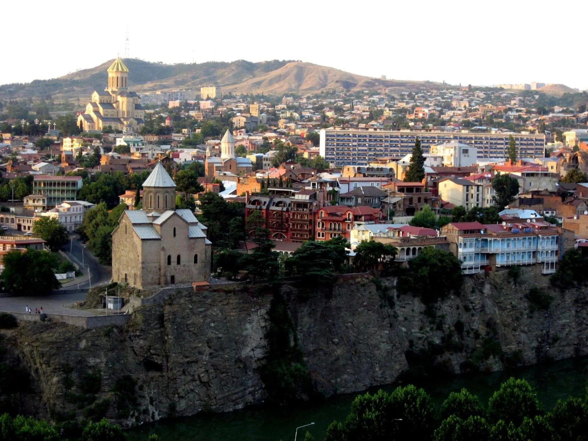 City view in 7 Rooms