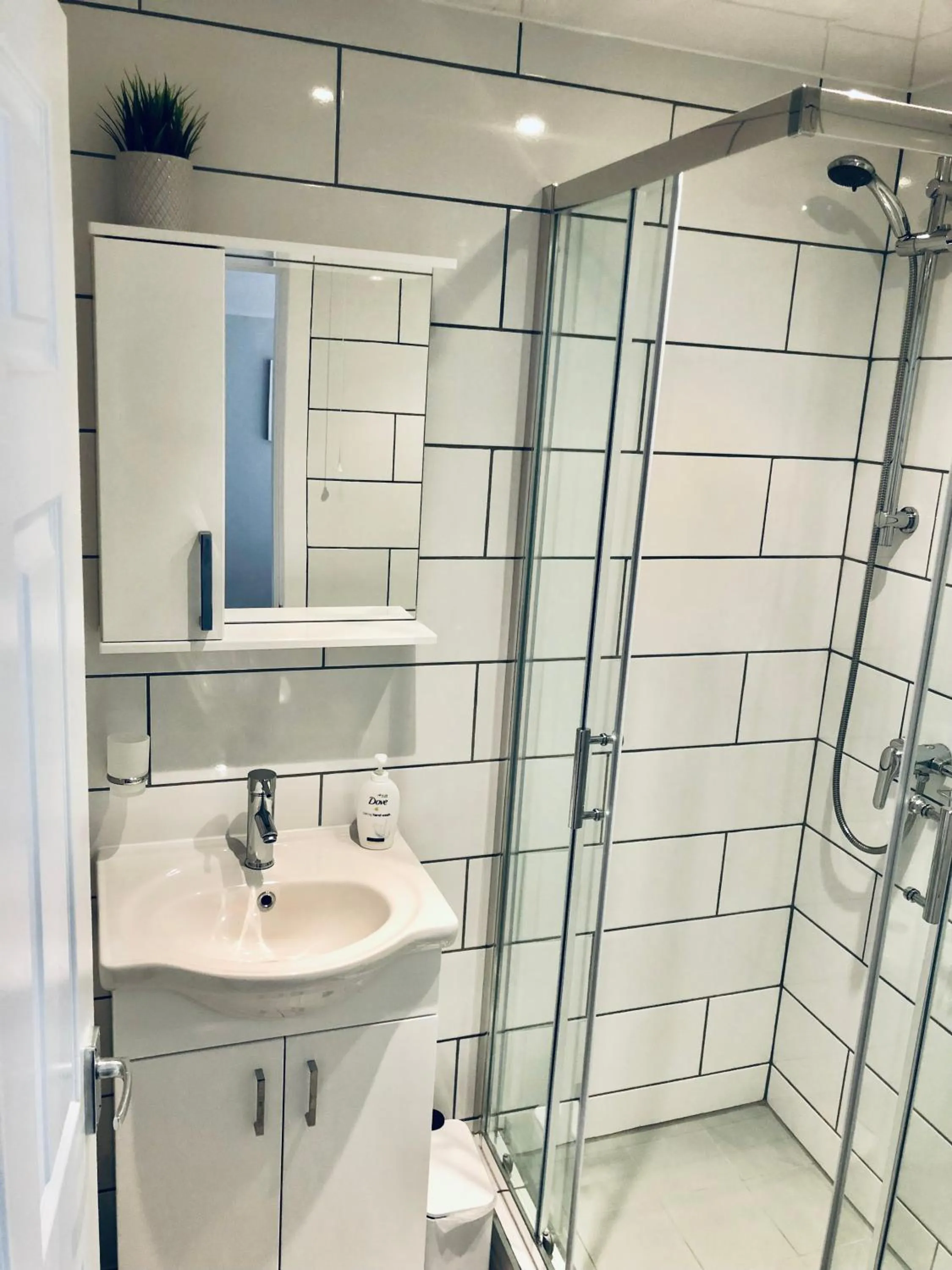 Bathroom in Chadberry House Hotel