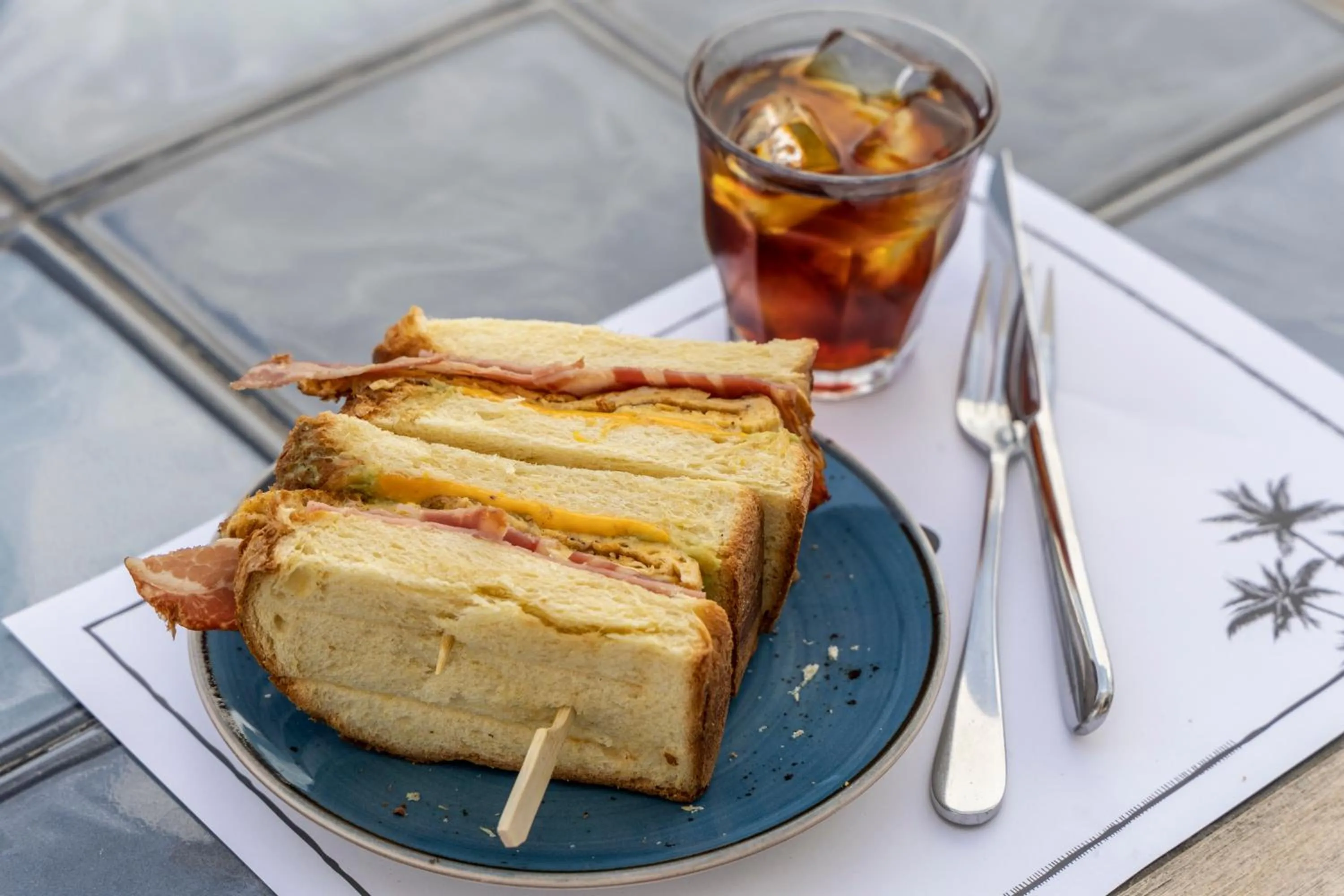 Breakfast in Hotel Kontes Comfort