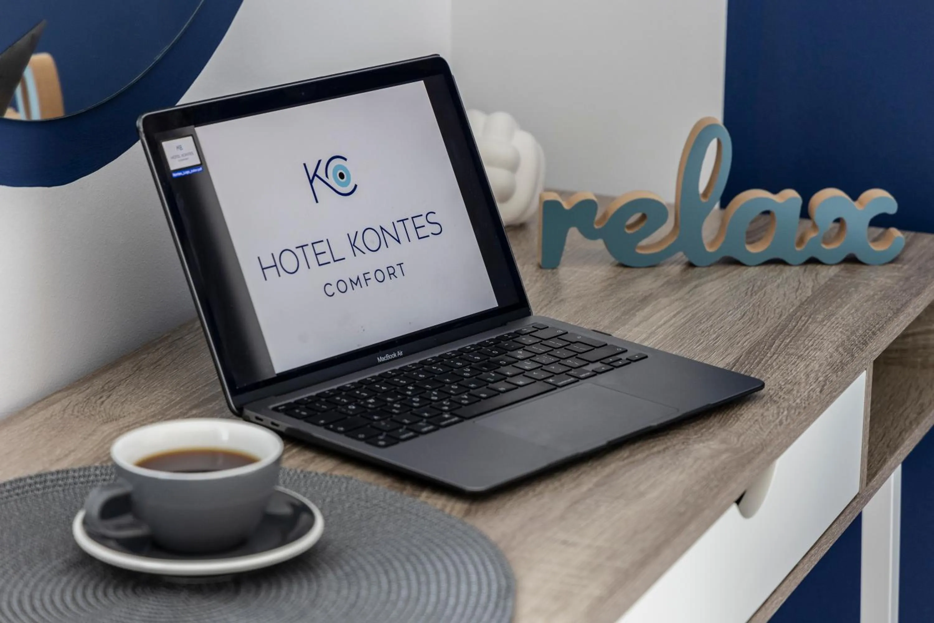 Logo/Certificate/Sign in Hotel Kontes Comfort