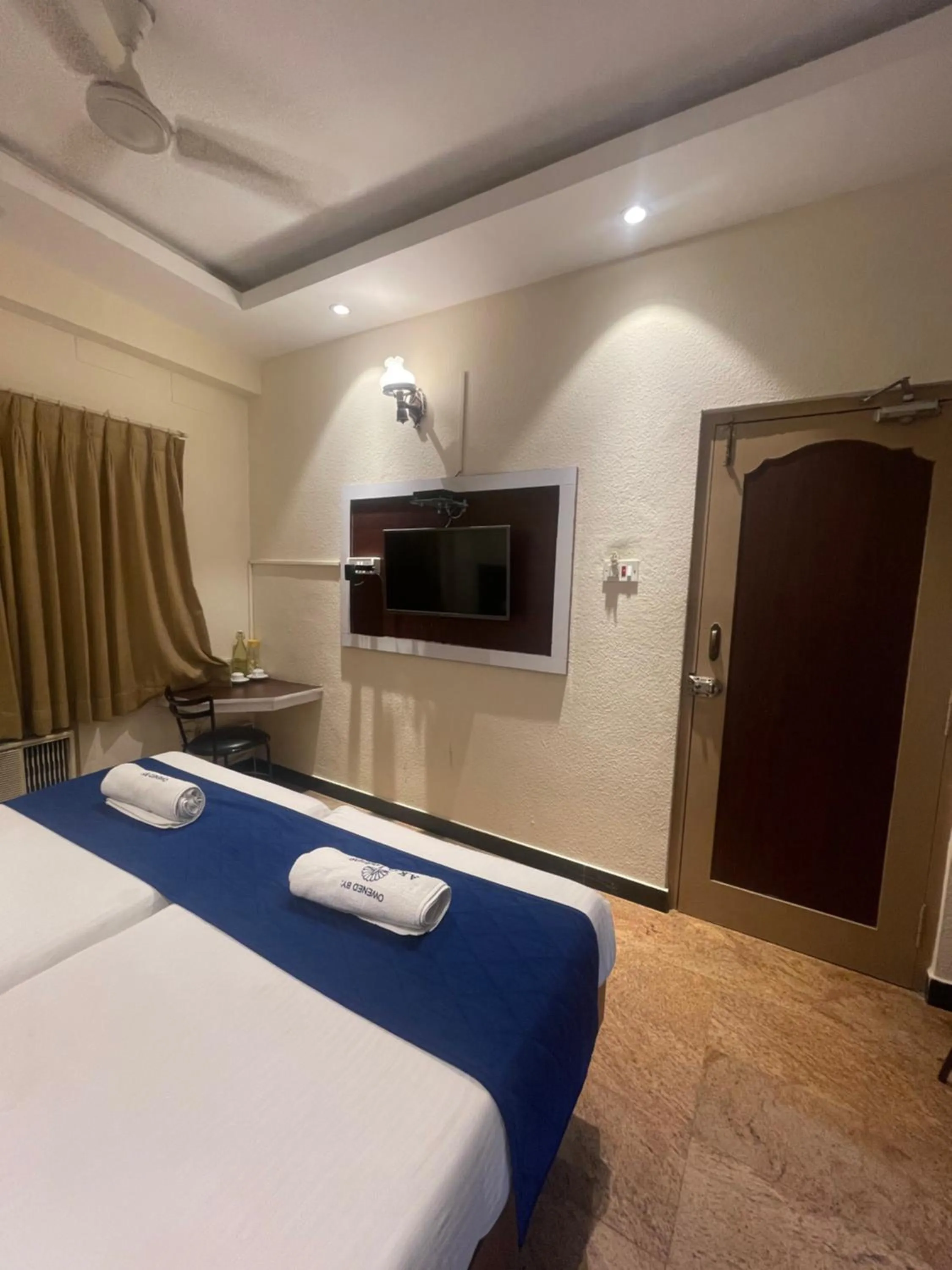 Bedroom, Bed in AKG Lodge