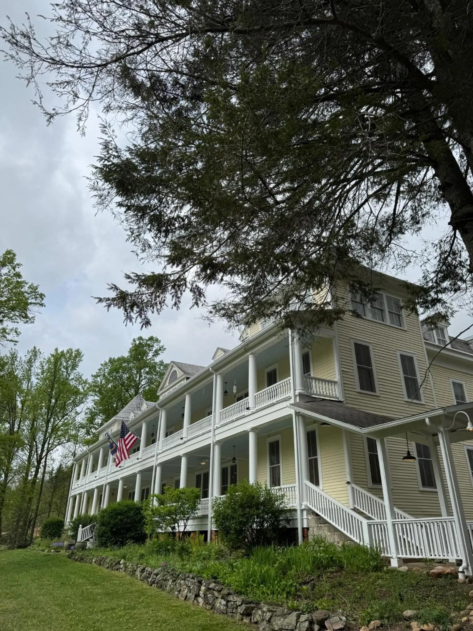 The Balsam Mountain Inn