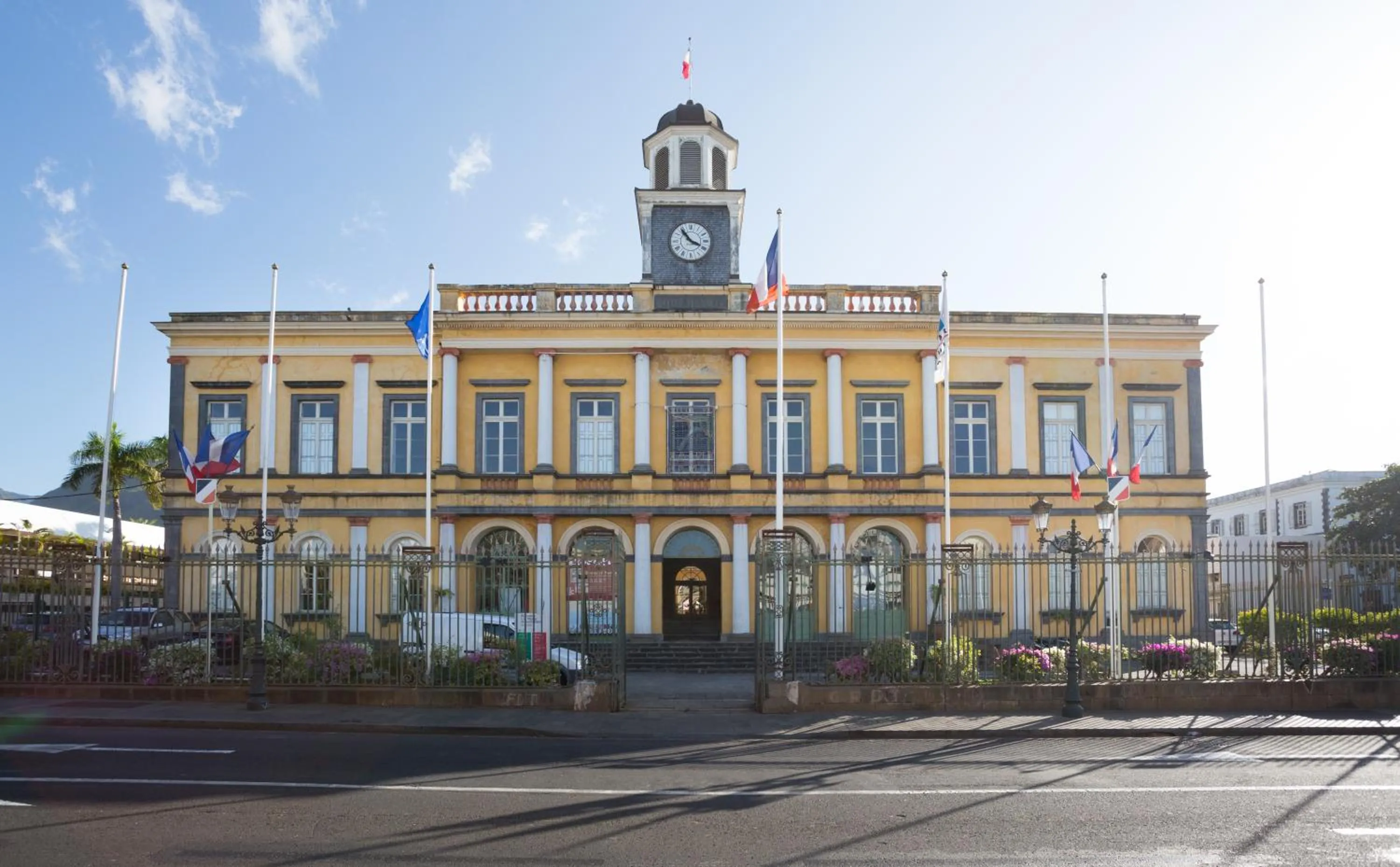 Nearby landmark in Hotel Austral by Exsel