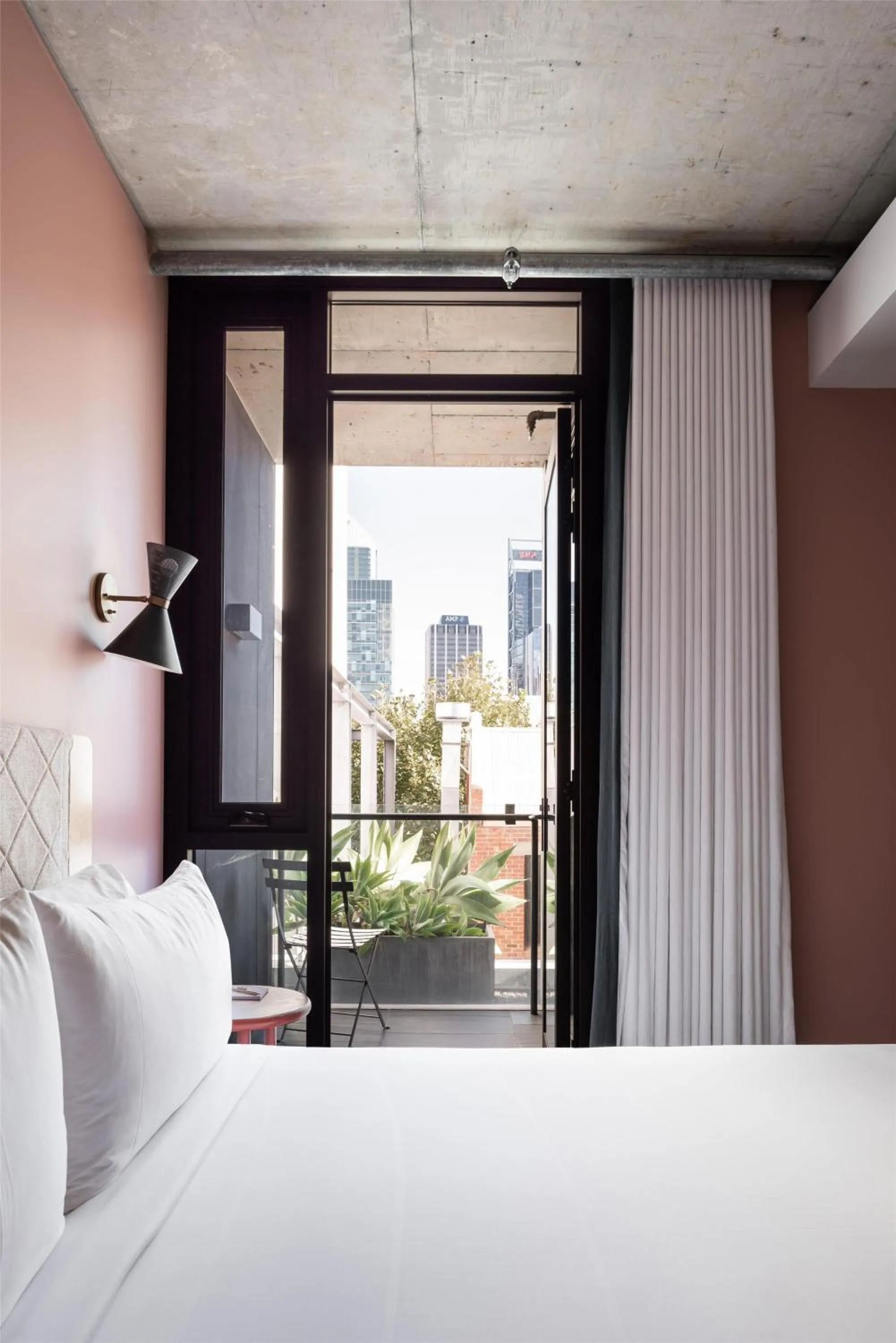 Bedroom, Bed in Alex Hotel