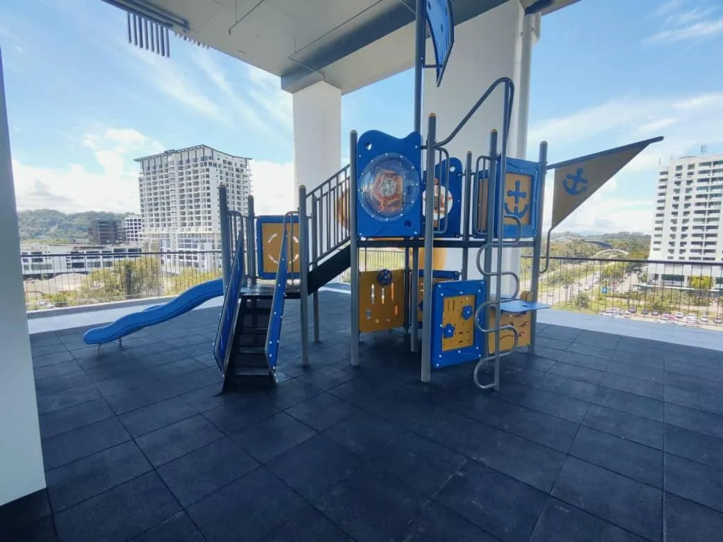 Children play ground in Bay Win La,mer Butik