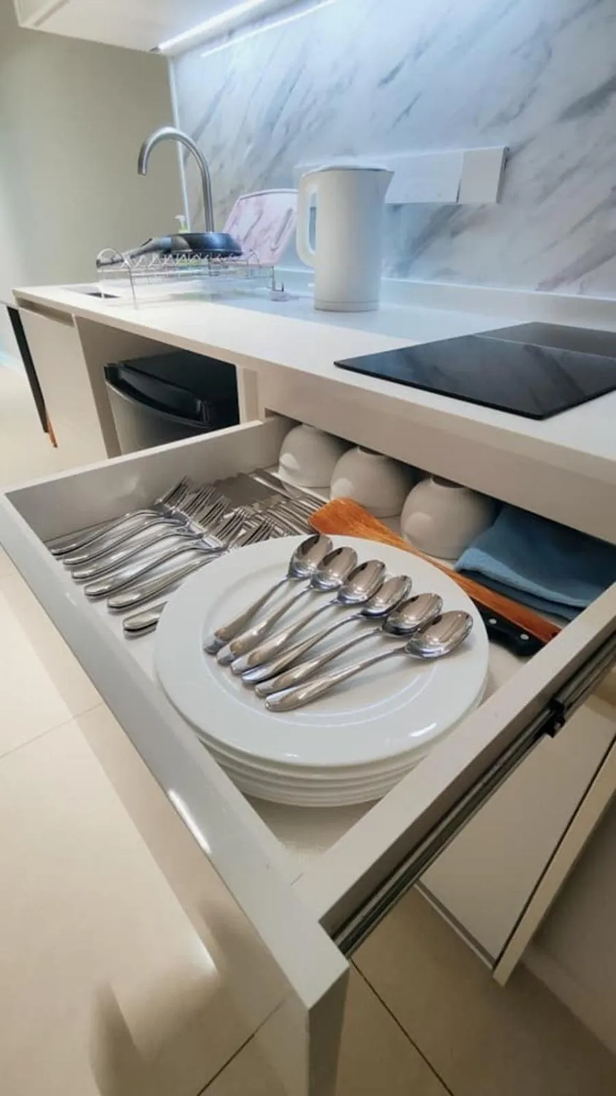 Kitchen or kitchenette in Bay Win La,mer Butik