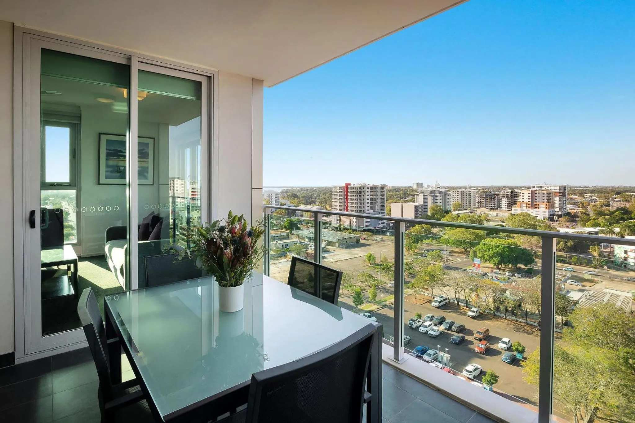 Balcony/Terrace in H on Mitchell Apartment Hotel