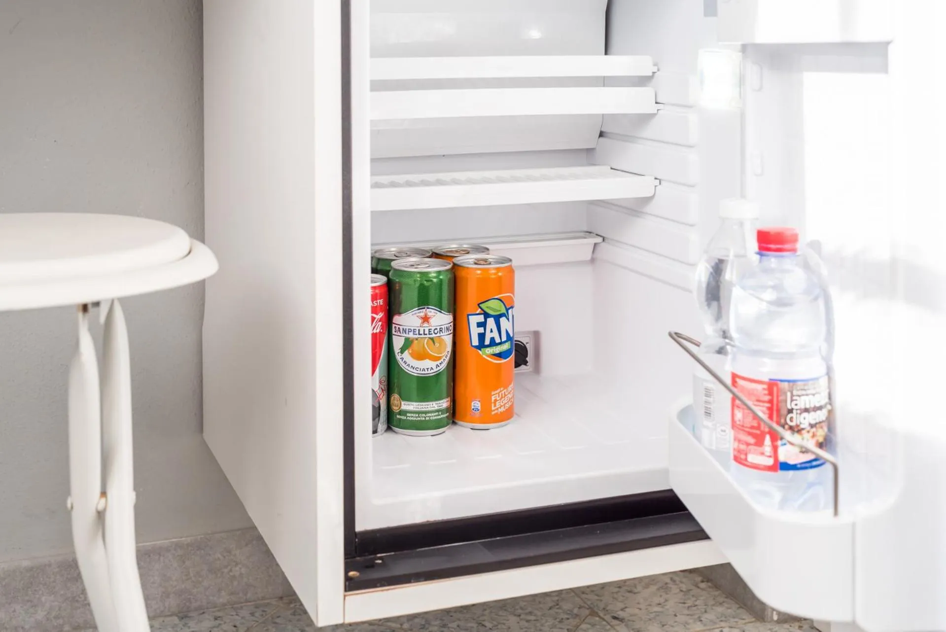 Drinks in Lia Rooms 2