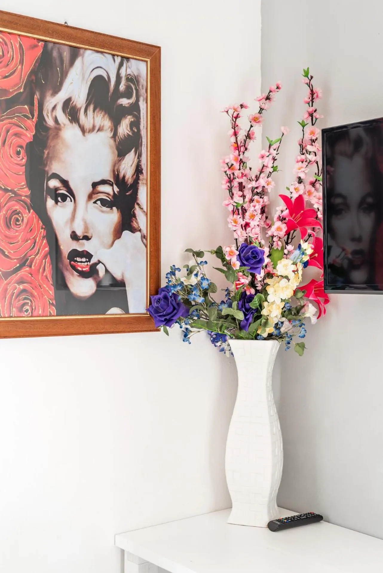 Decorative detail in Lia Rooms 2