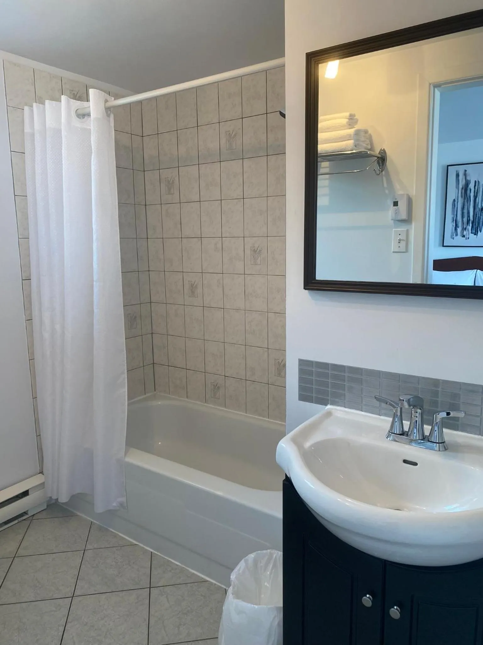 Bathroom in Motel Centre-Ville