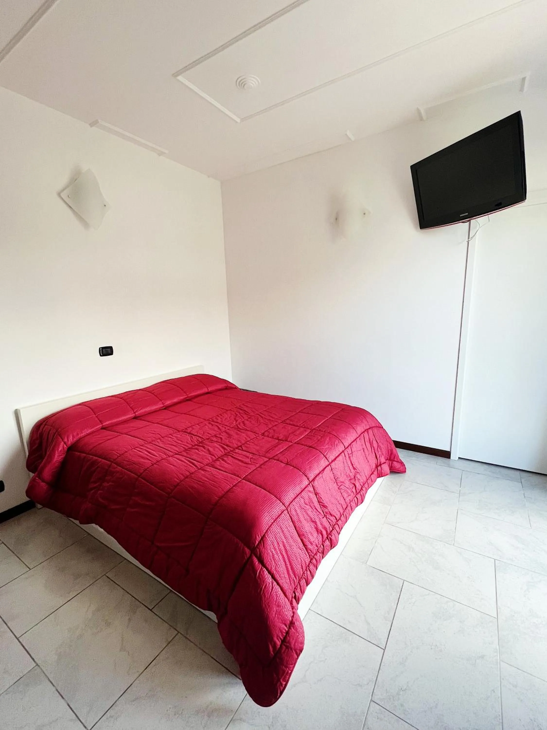 Photo of the whole room, Bed in Lo Scrigno B&B