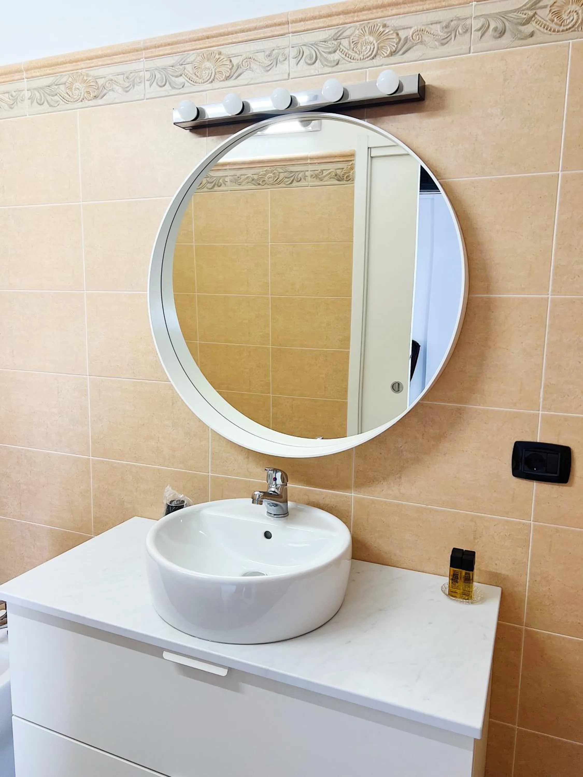 Bathroom in Lo Scrigno B&B