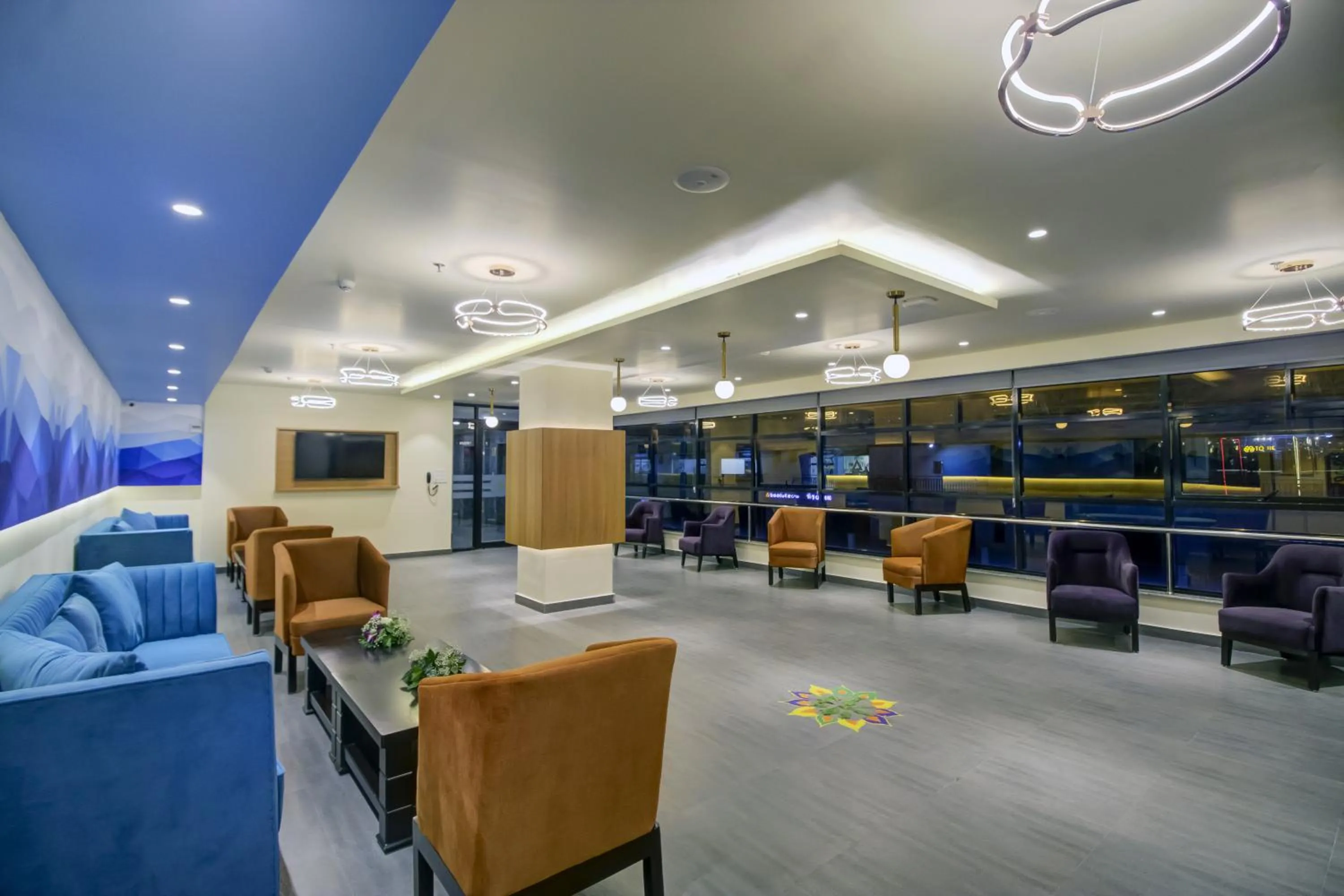 Communal lounge/ TV room in The Bindal Hotel