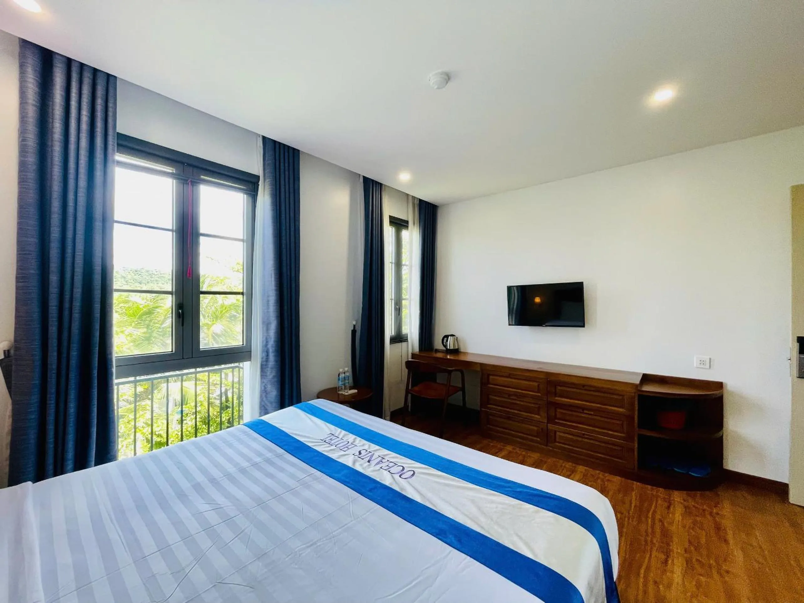 Bed in Oceanis Hotel