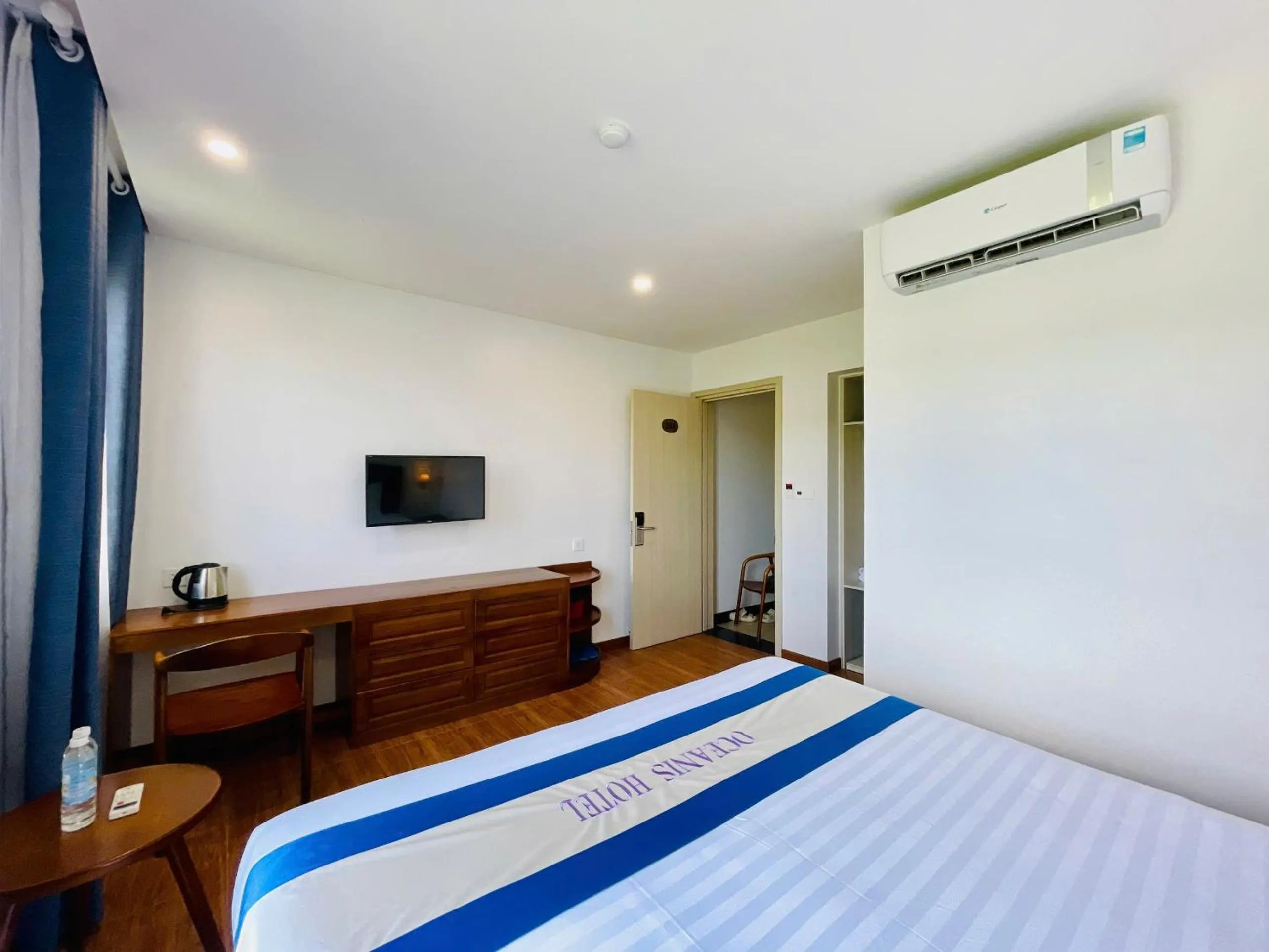 Bed in Oceanis Hotel