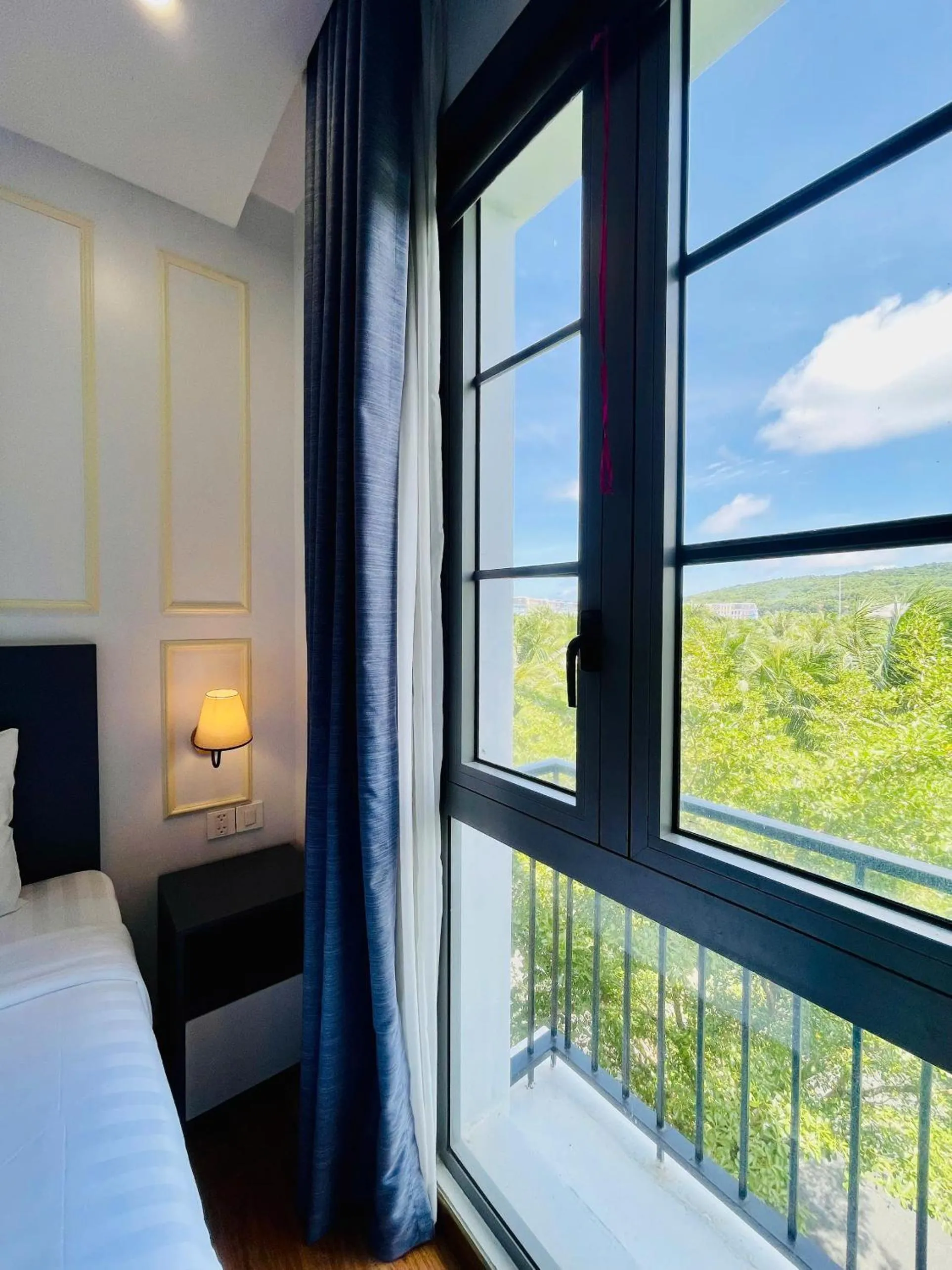 Bed in Oceanis Hotel