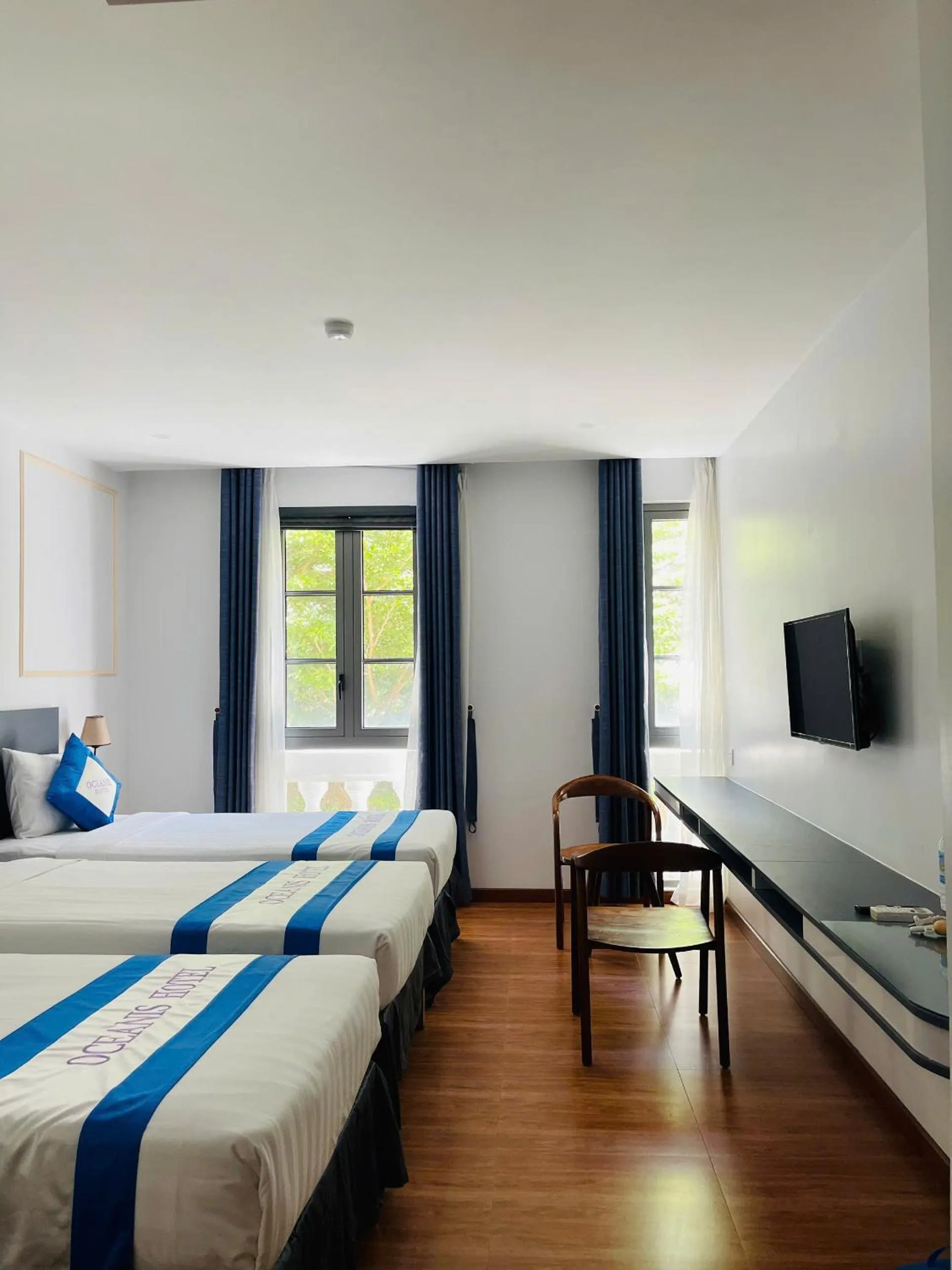 Bedroom, Bed in Oceanis Hotel