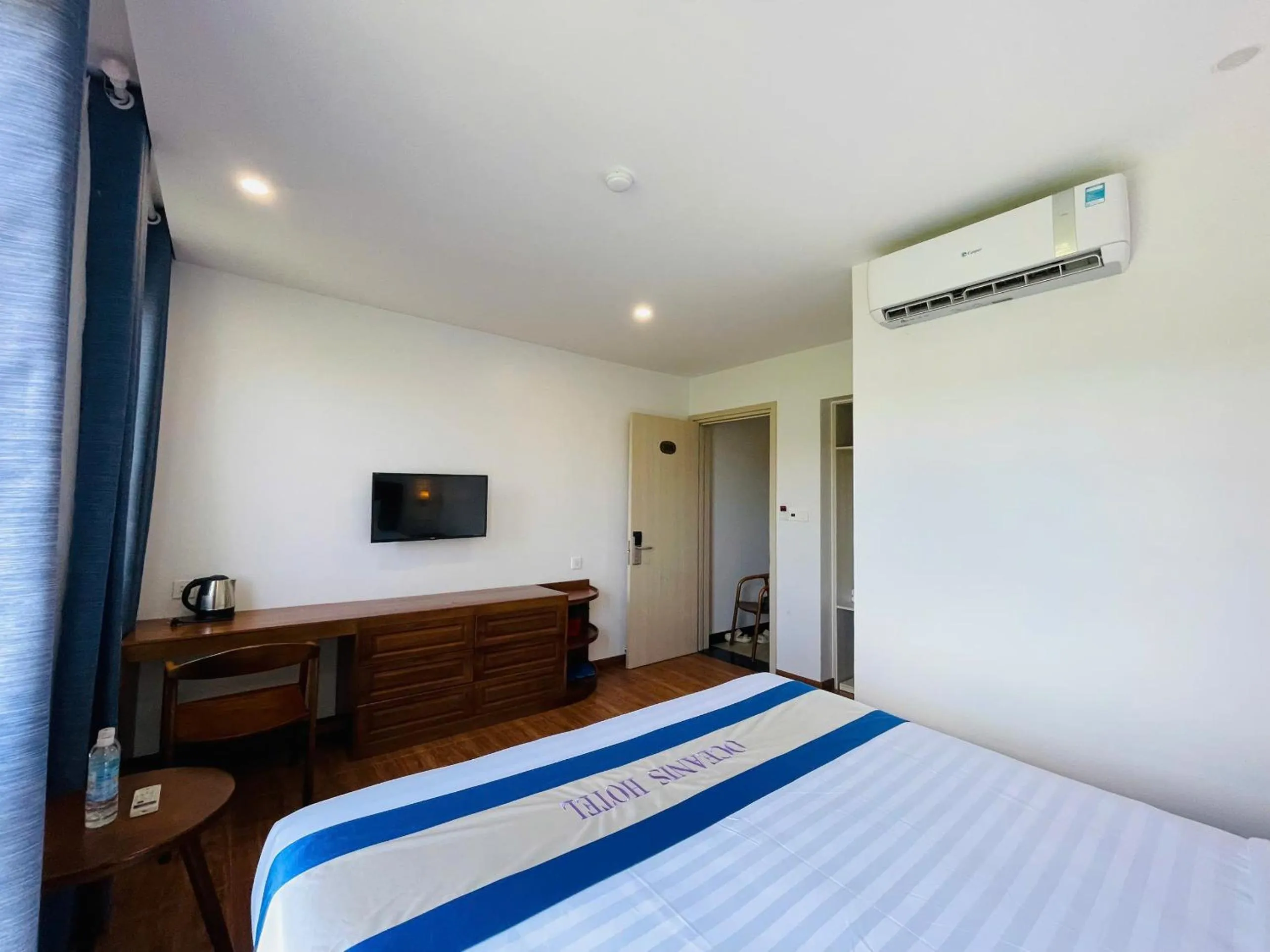 Bed in Oceanis Hotel