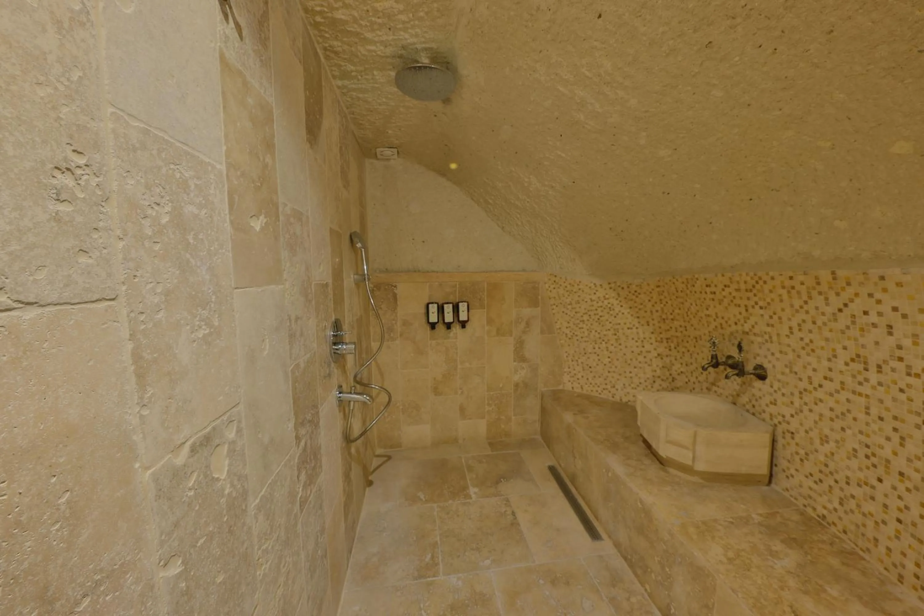 Bathroom in Nora Cave Hotel