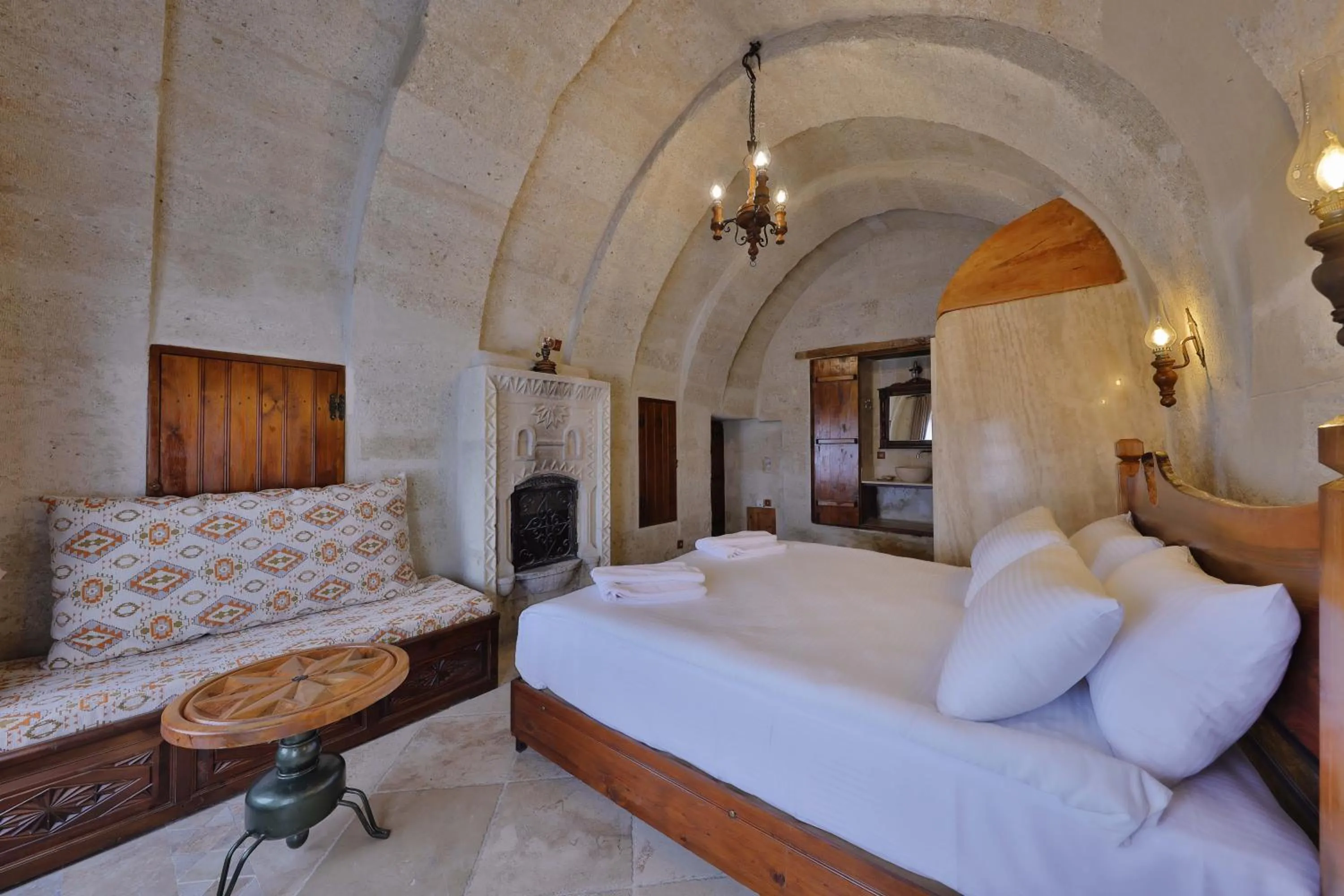 Bed in Nora Cave Hotel