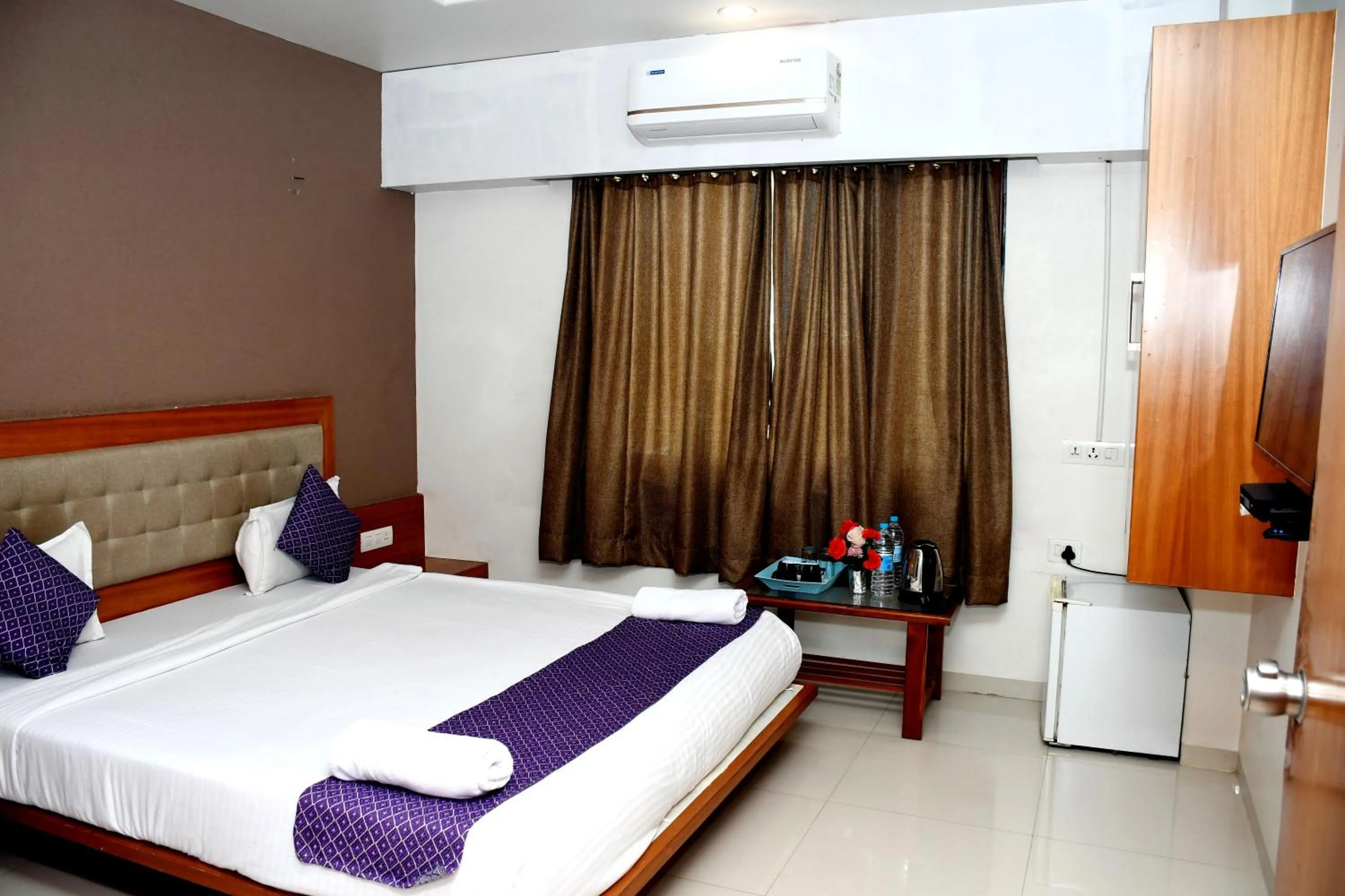 Bed in Pushpak Resort