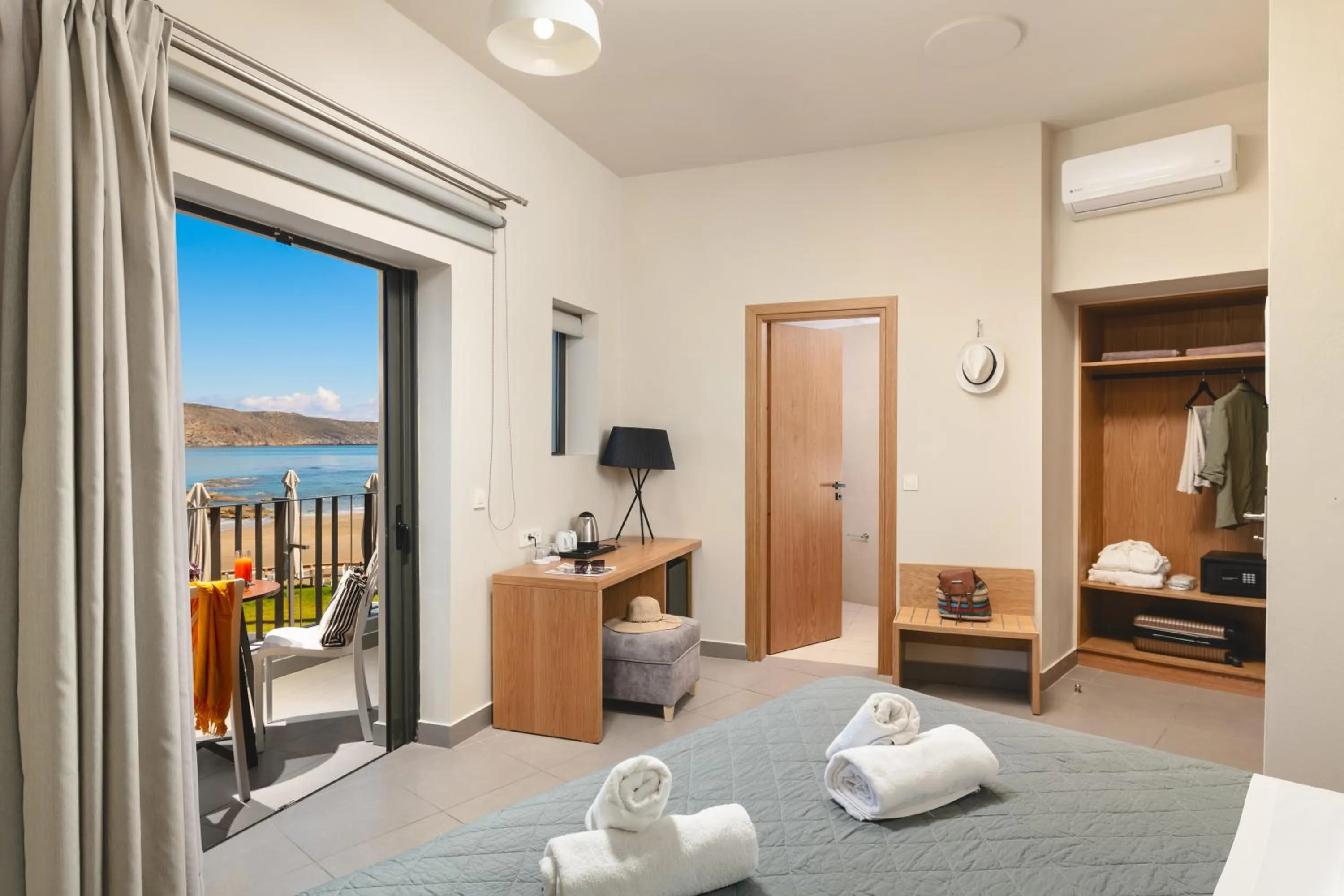 Photo of the whole room, Bed in Elia Agia Marina Hotel