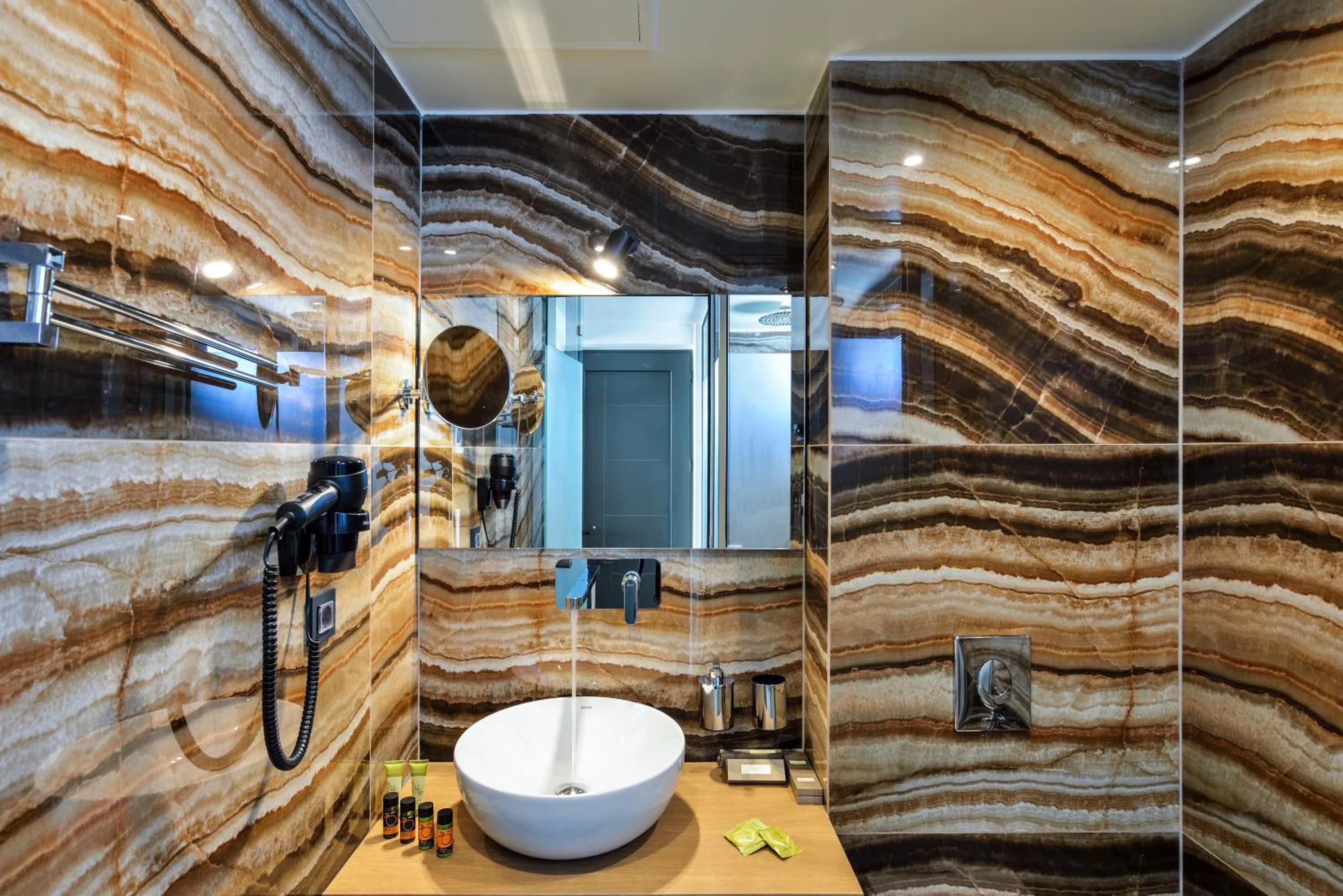 Bathroom in Elia Agia Marina Hotel