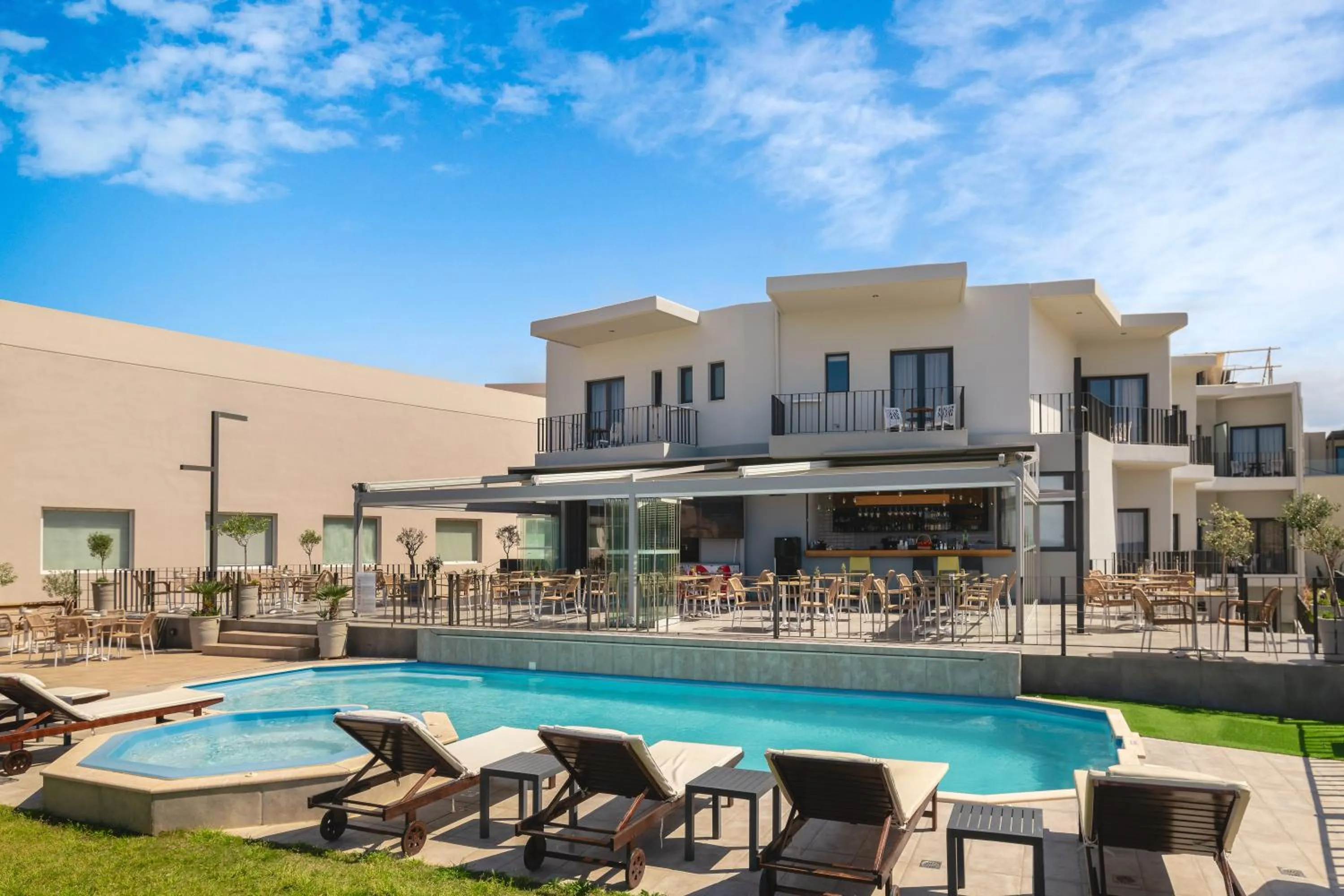 Swimming pool in Elia Agia Marina Hotel